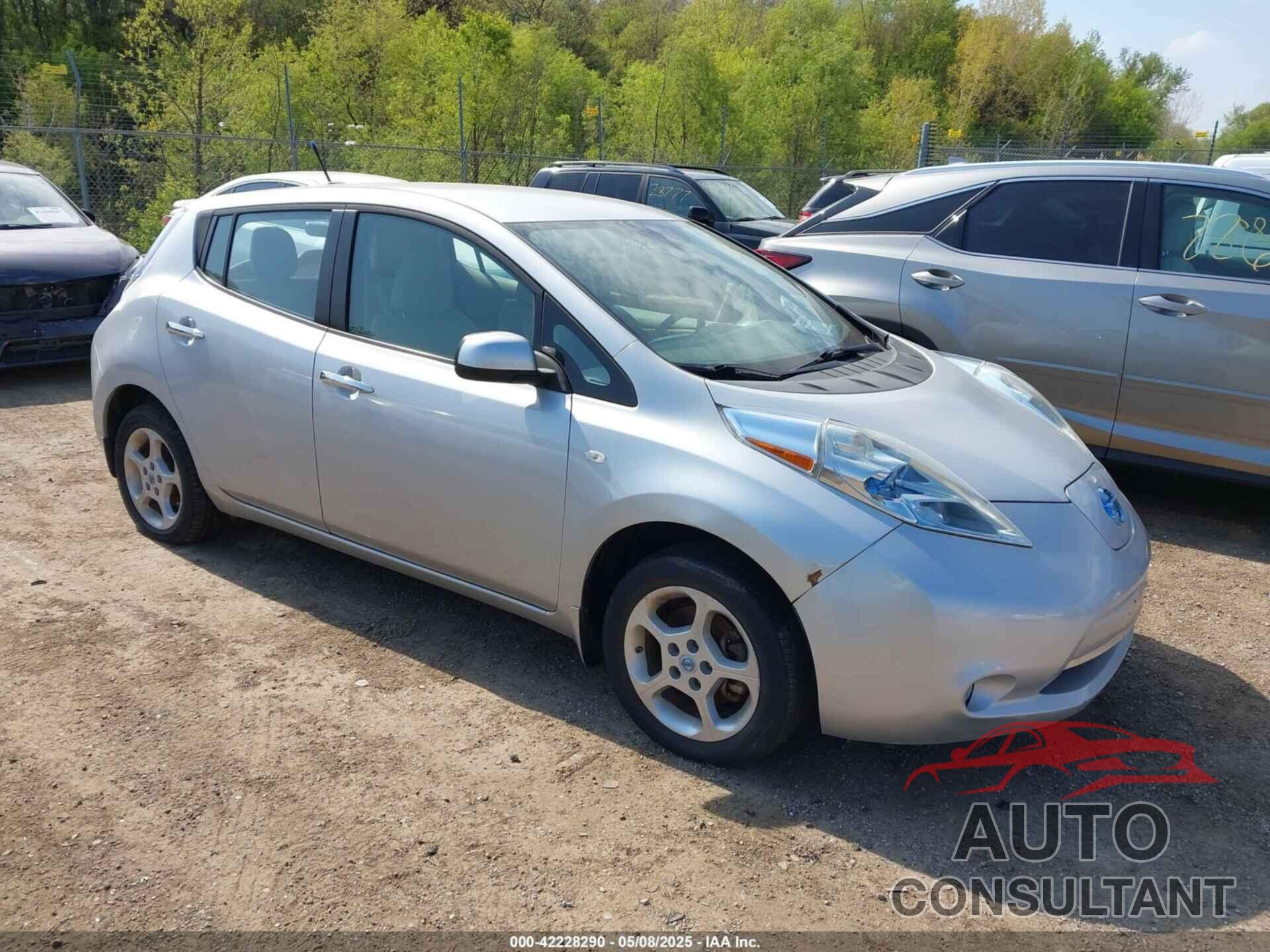 NISSAN LEAF 2011 - JN1AZ0CP9BT009562