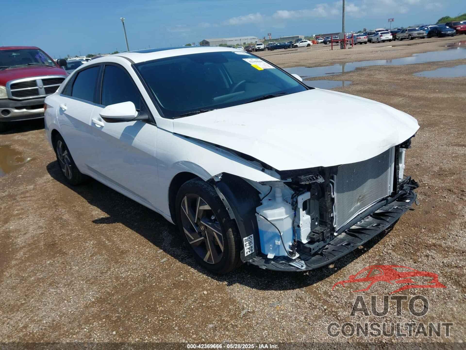 HYUNDAI ELANTRA 2025 - KMHLS4DG2SU953208