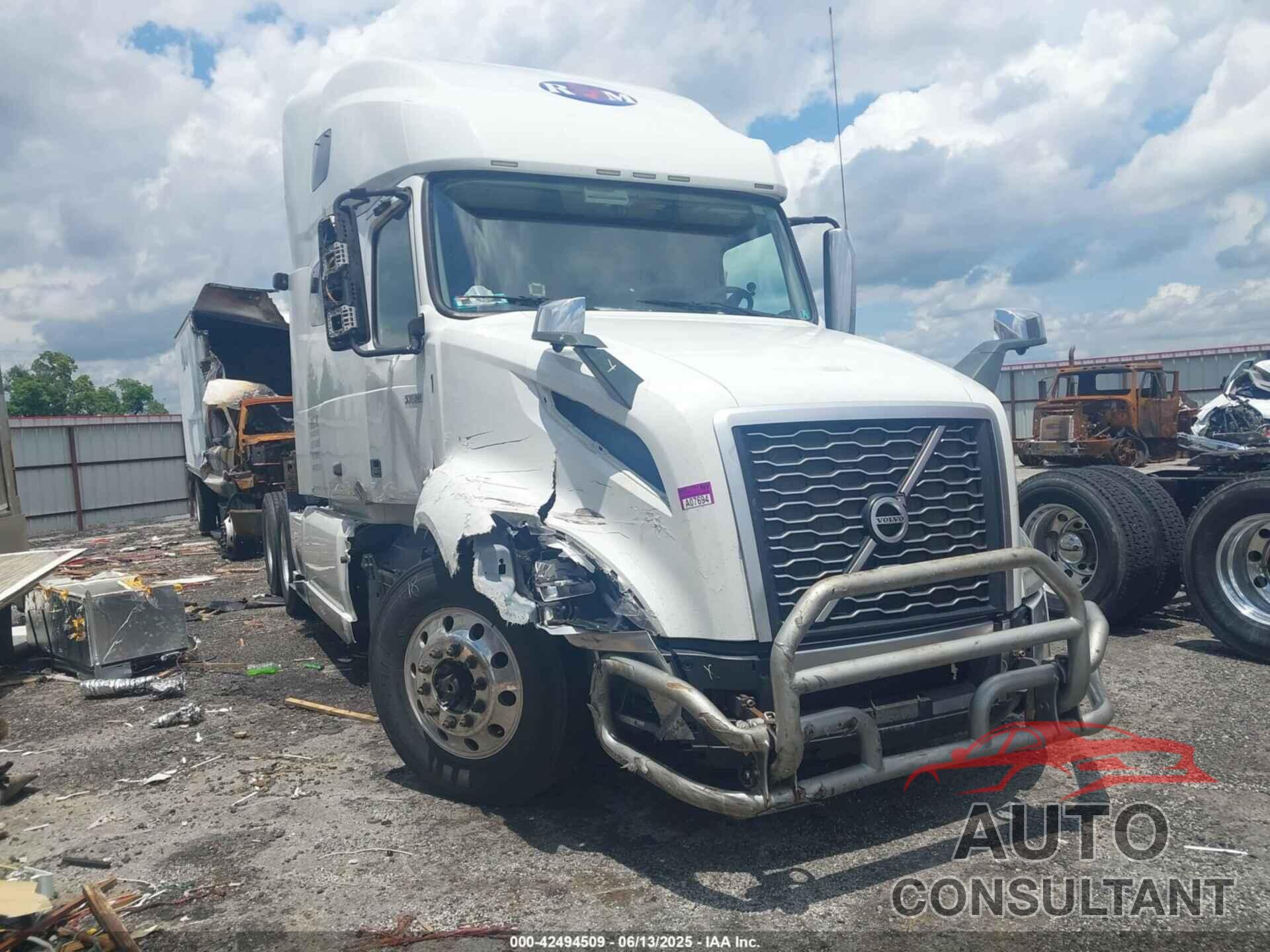 VOLVO VNL 2020 - 4V4NC9EH4LN209575