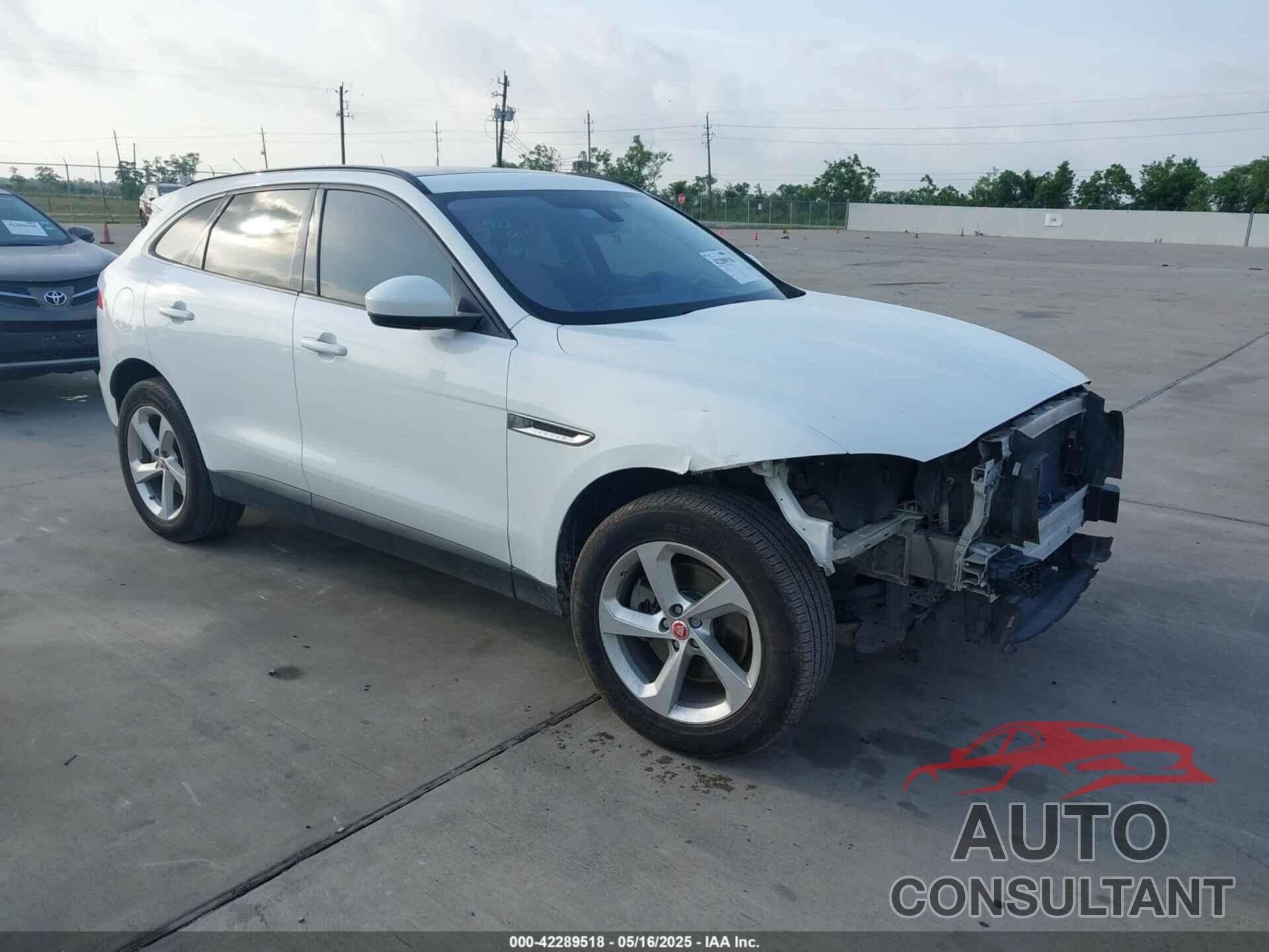 JAGUAR F-PACE 2017 - SADCJ2BV1HA091773