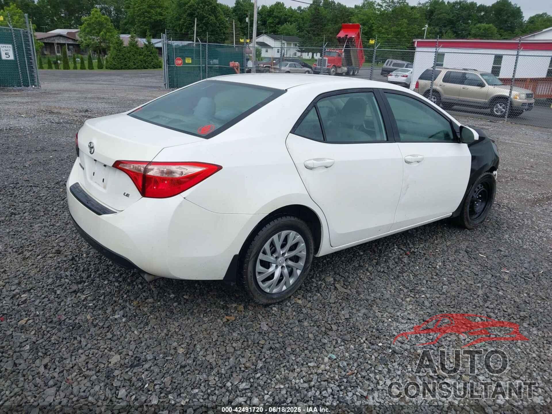 TOYOTA COROLLA 2017 - 2T1BURHE5HC855733
