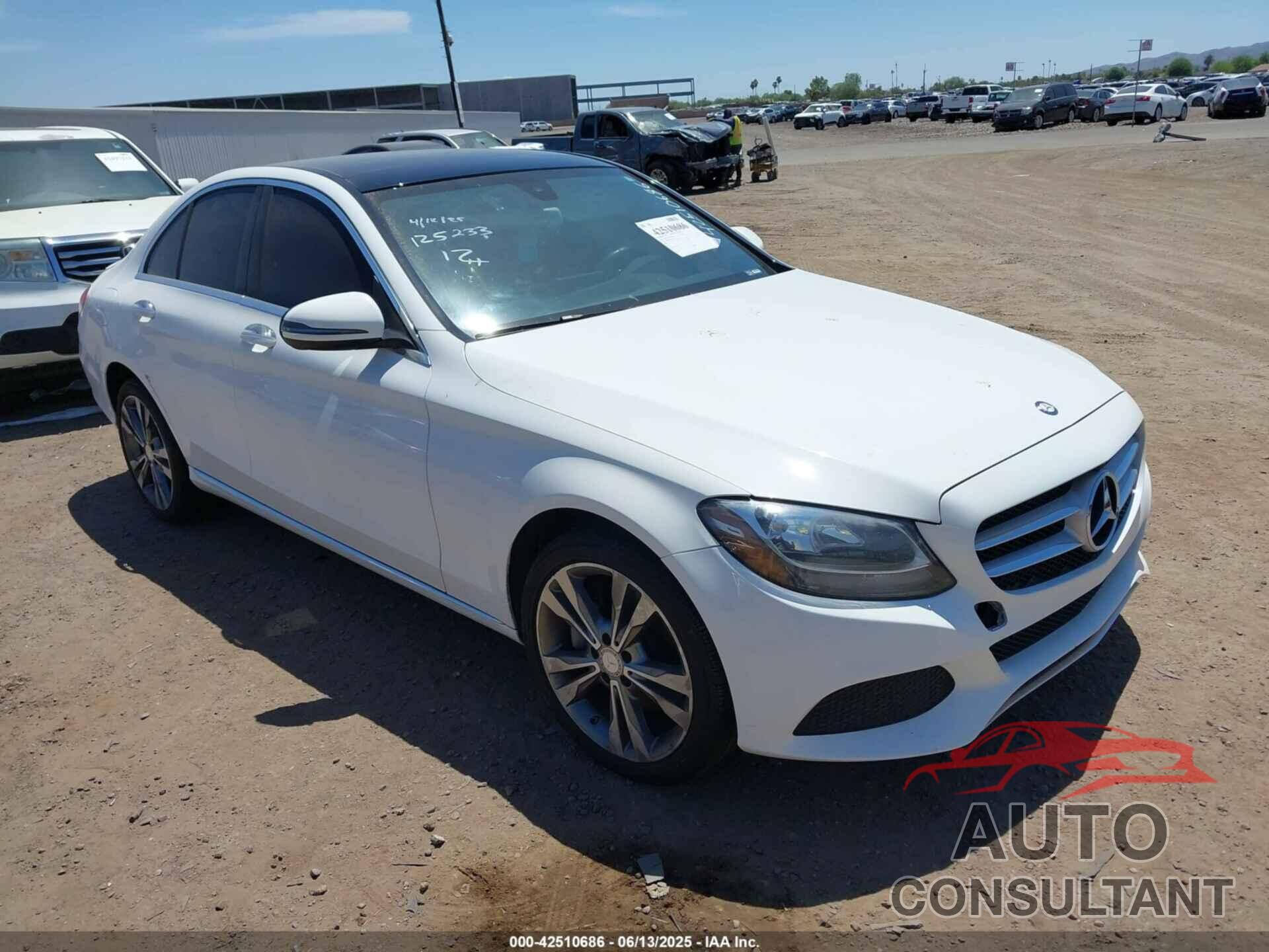 MERCEDES-BENZ C 300 2016 - 55SWF4KB9GU161469
