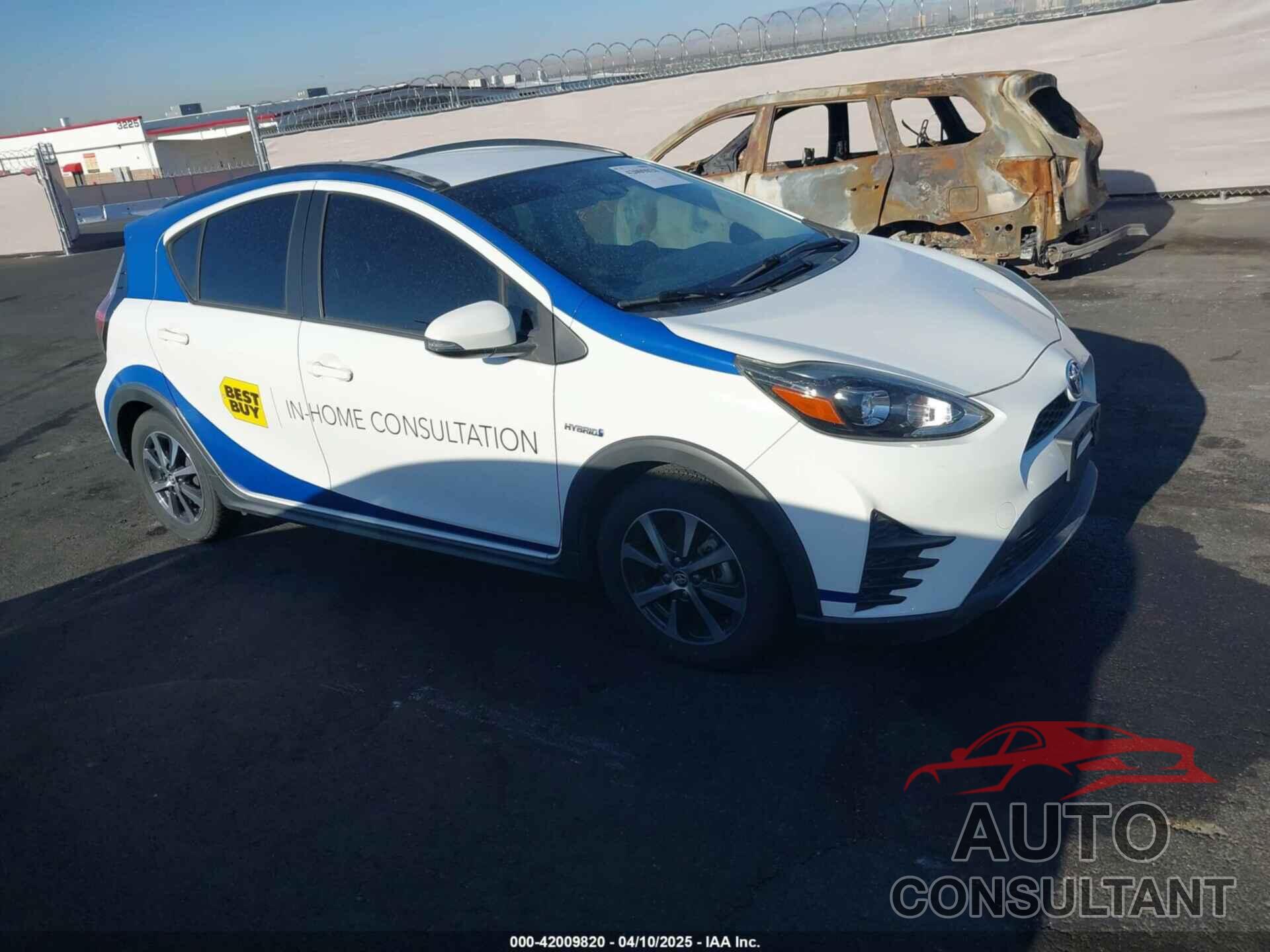 TOYOTA PRIUS C 2018 - JTDKDTB32J1599890