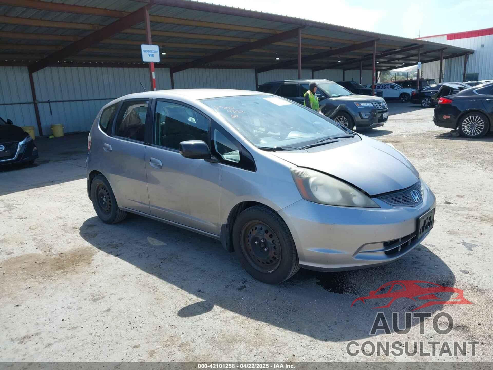 HONDA FIT 2009 - JHMGE87259S042153