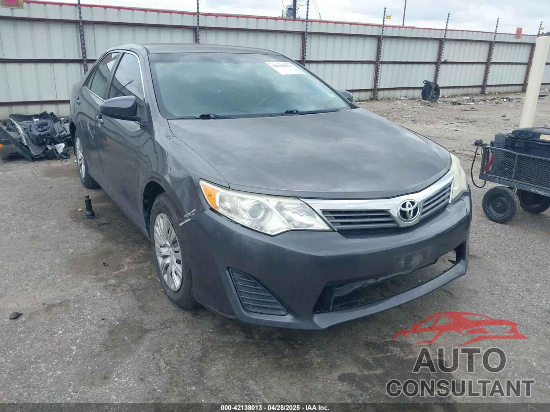 TOYOTA CAMRY 2014 - 4T4BF1FKXER353644