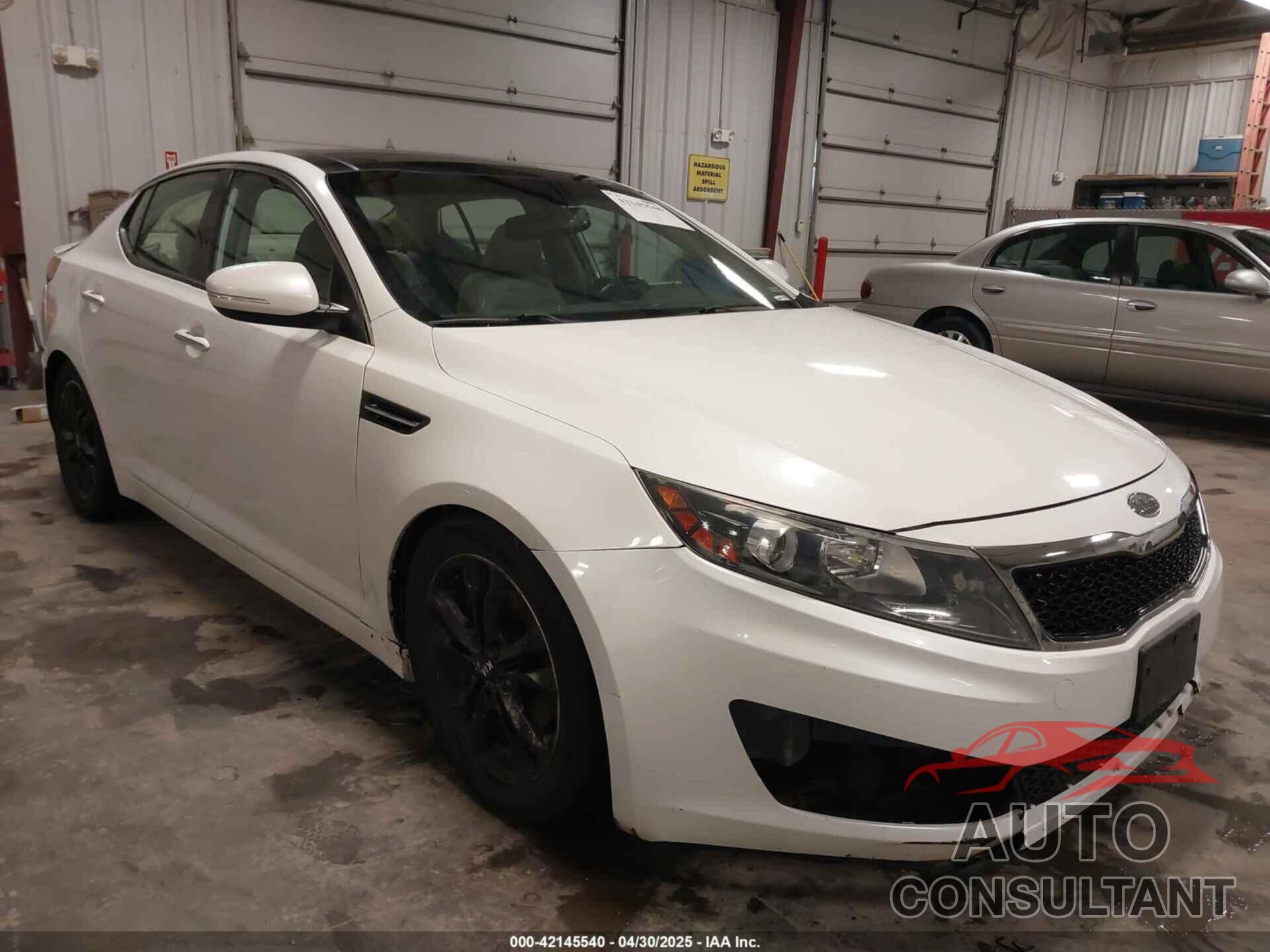 KIA OPTIMA 2011 - KNAGN4A76B5083164