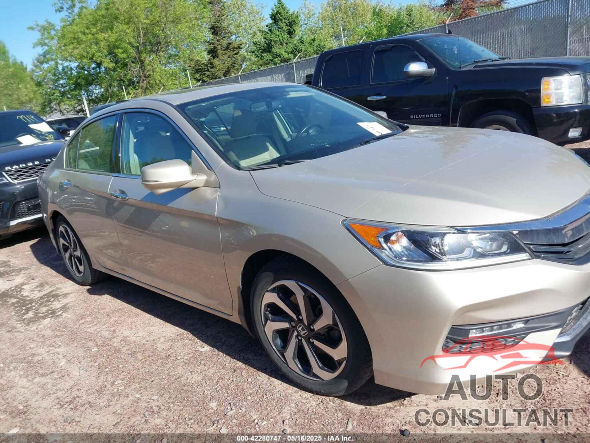 HONDA ACCORD 2016 - 1HGCR3F83GA008309