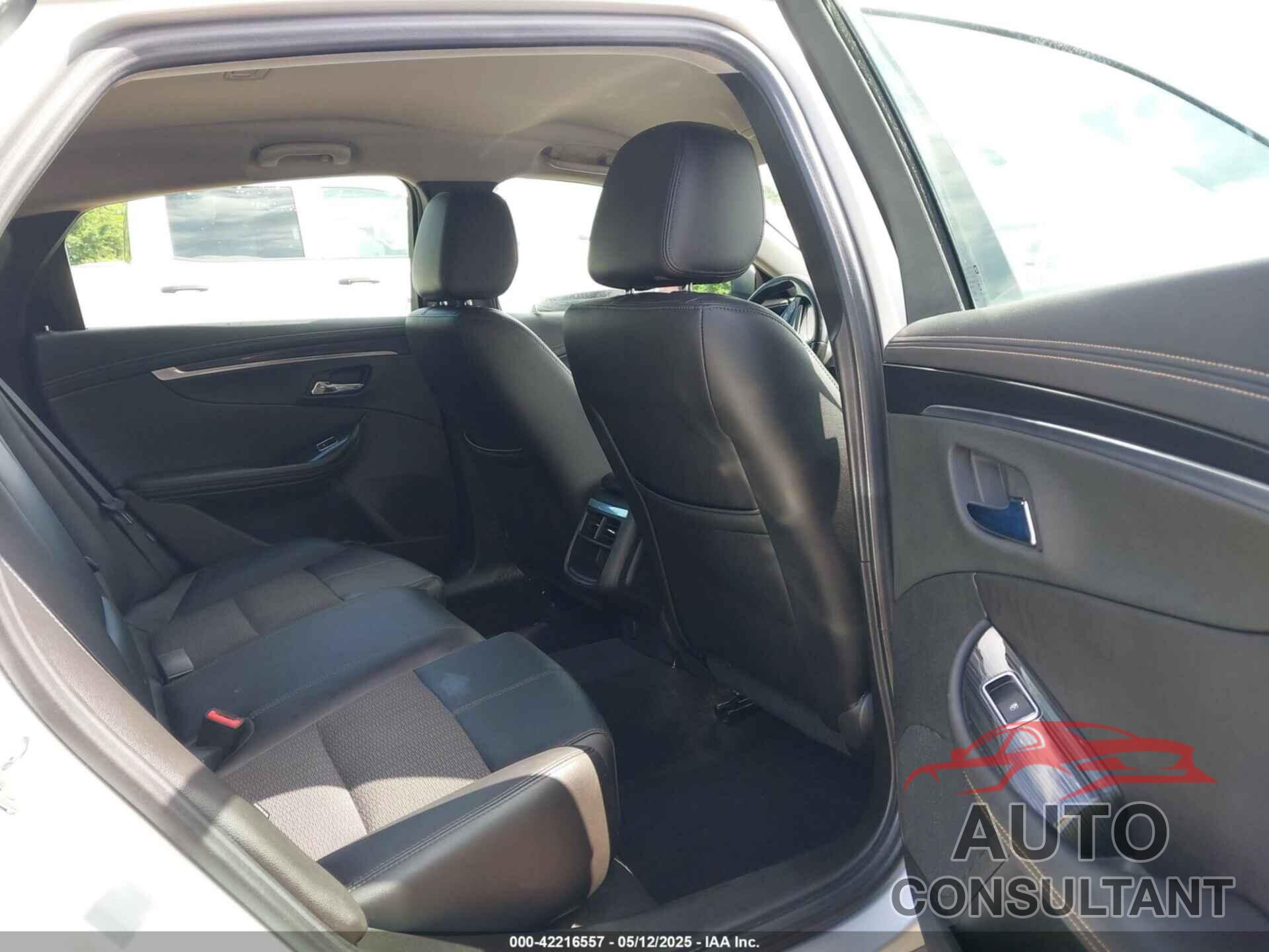 CHEVROLET IMPALA 2017 - 1G1105S30HU132925