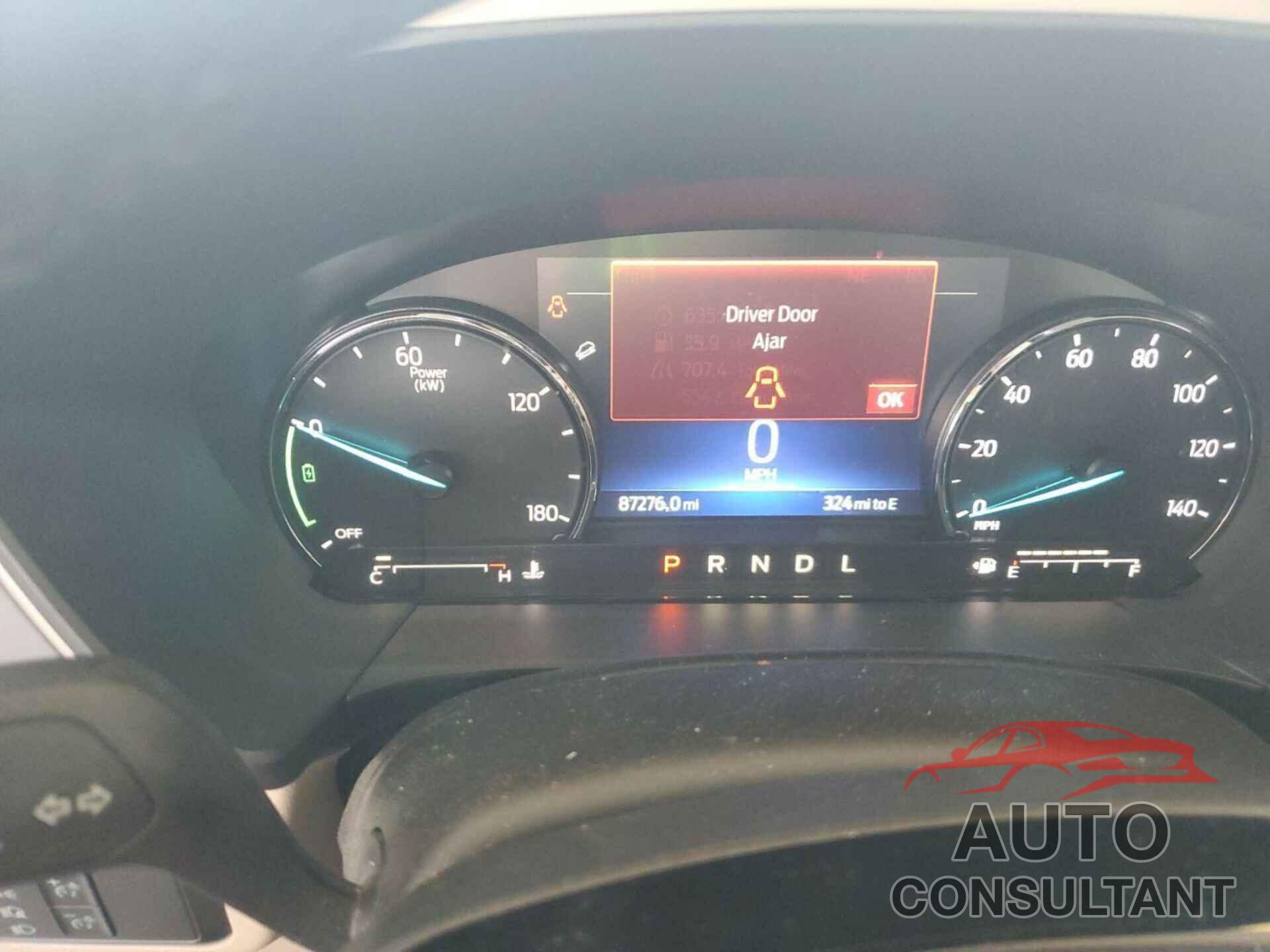 FORD ESCAPE 2022 - 1FMCU0CZXNUB45277