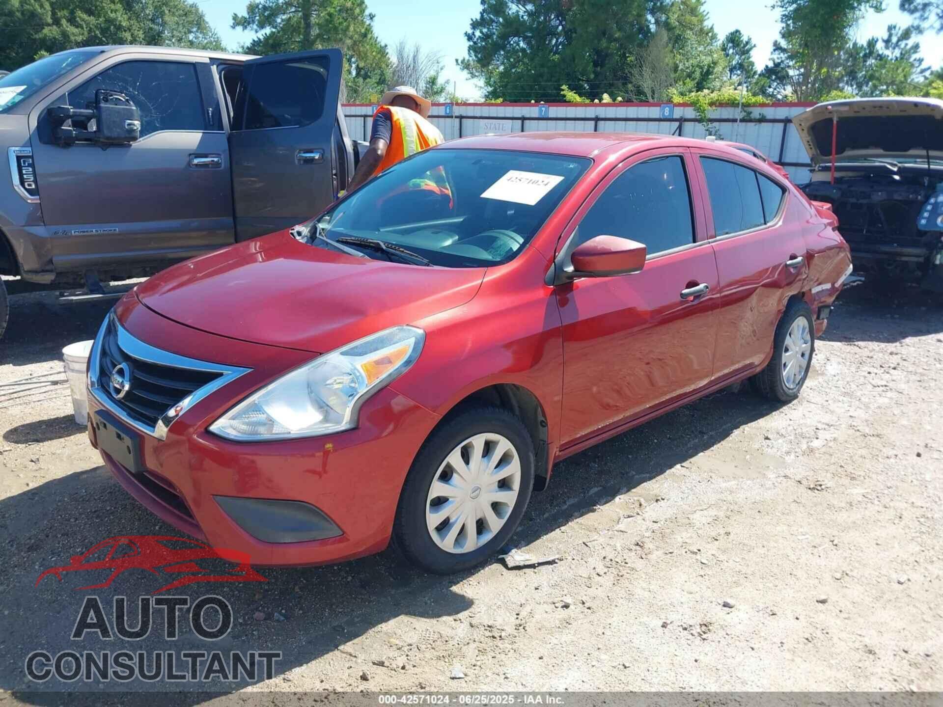 NISSAN VERSA 2017 - 3N1CN7AP1HL861868