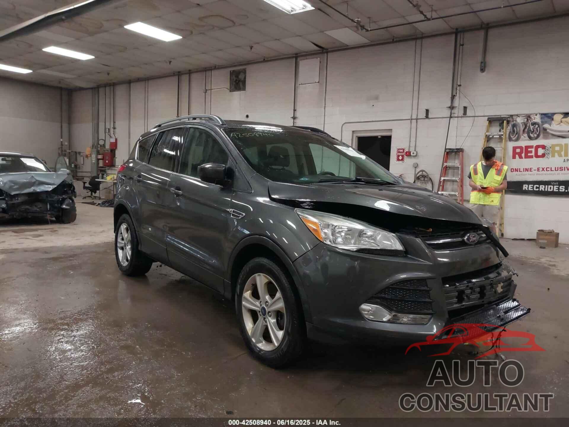 FORD ESCAPE 2016 - 1FMCU9GX5GUC32391