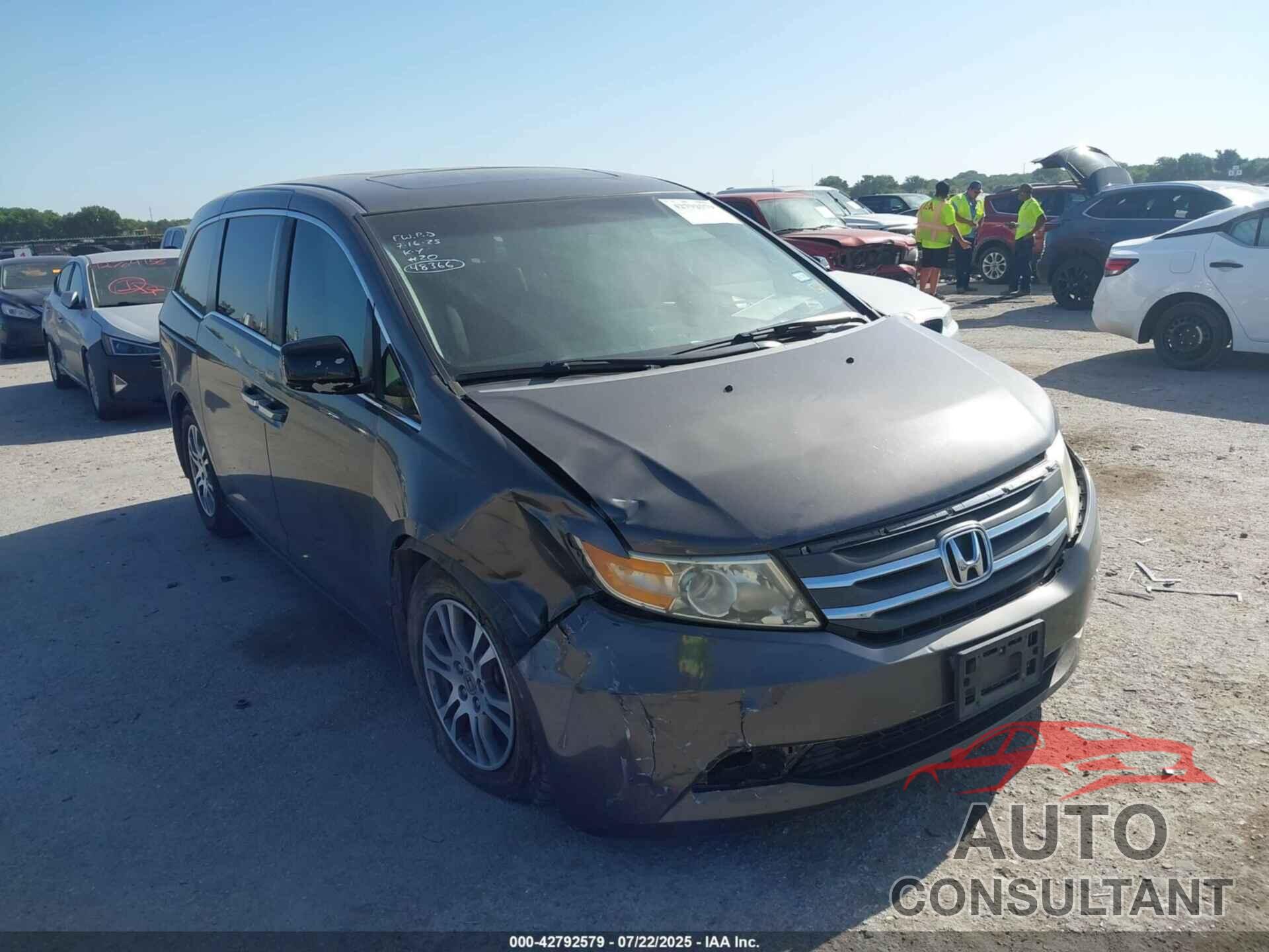 HONDA ODYSSEY 2013 - 5FNRL5H69DB079941