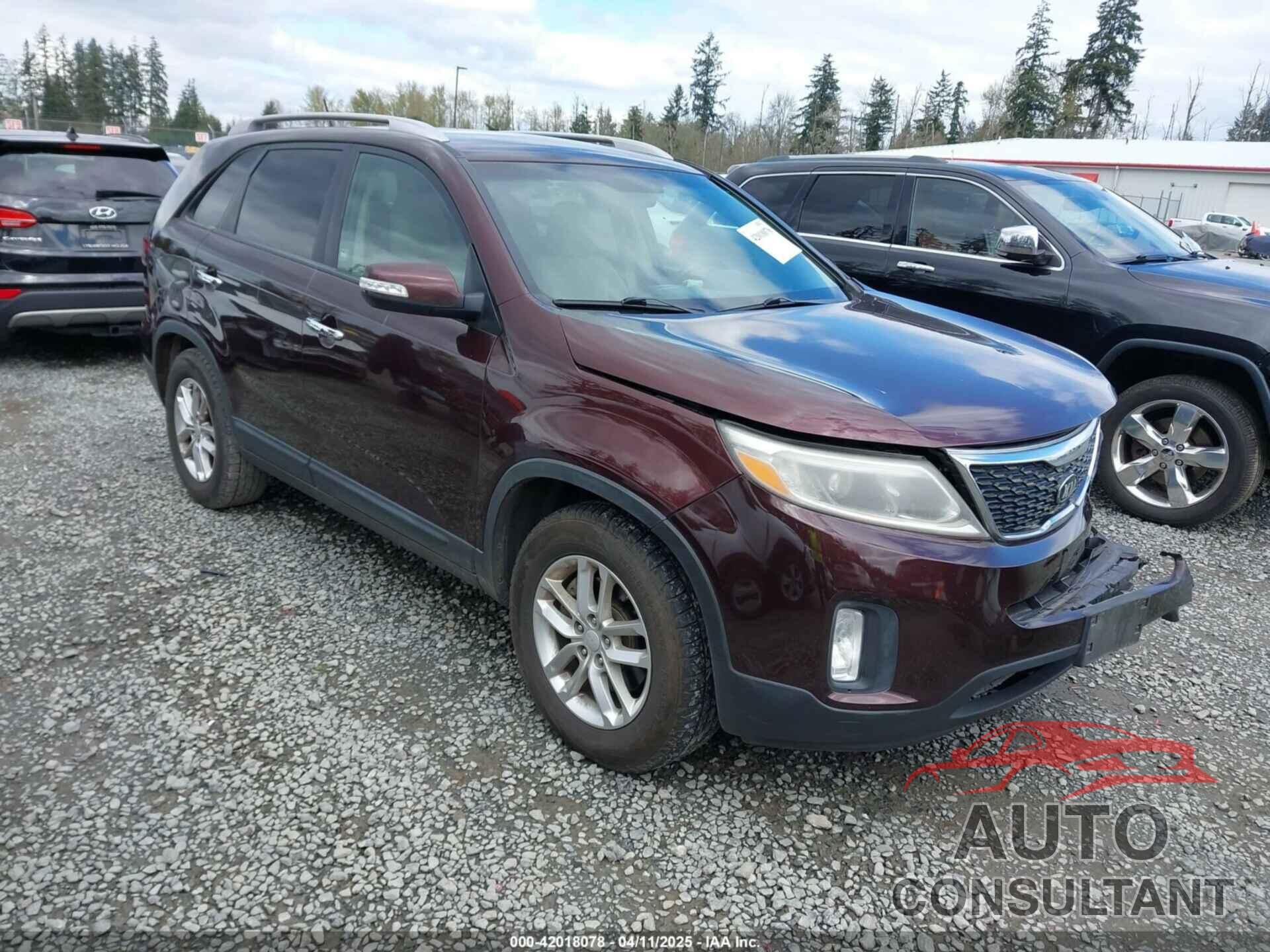 KIA SORENTO 2015 - 5XYKT4A62FG656097