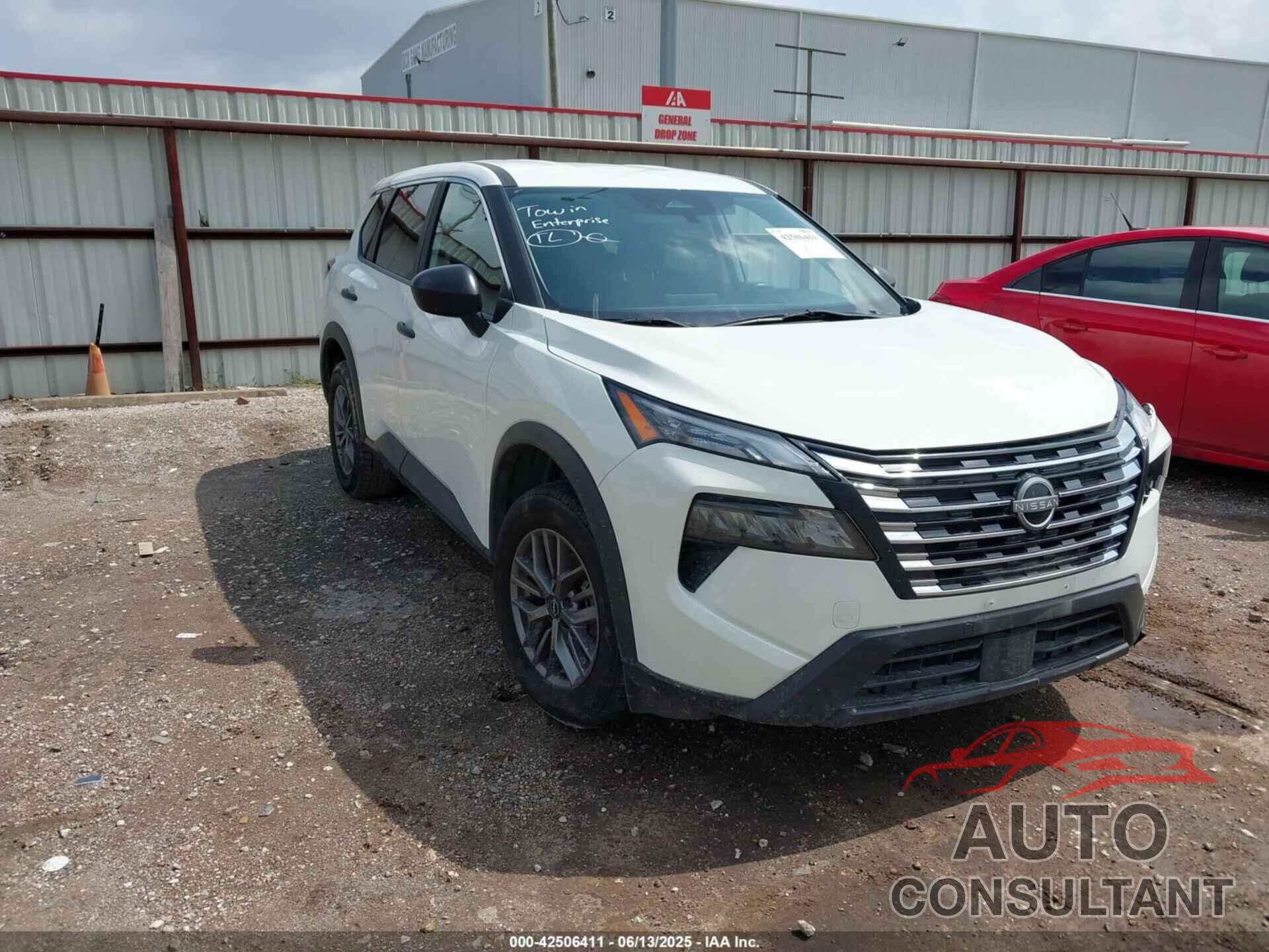 NISSAN ROGUE 2024 - 5N1BT3AB6RC675196