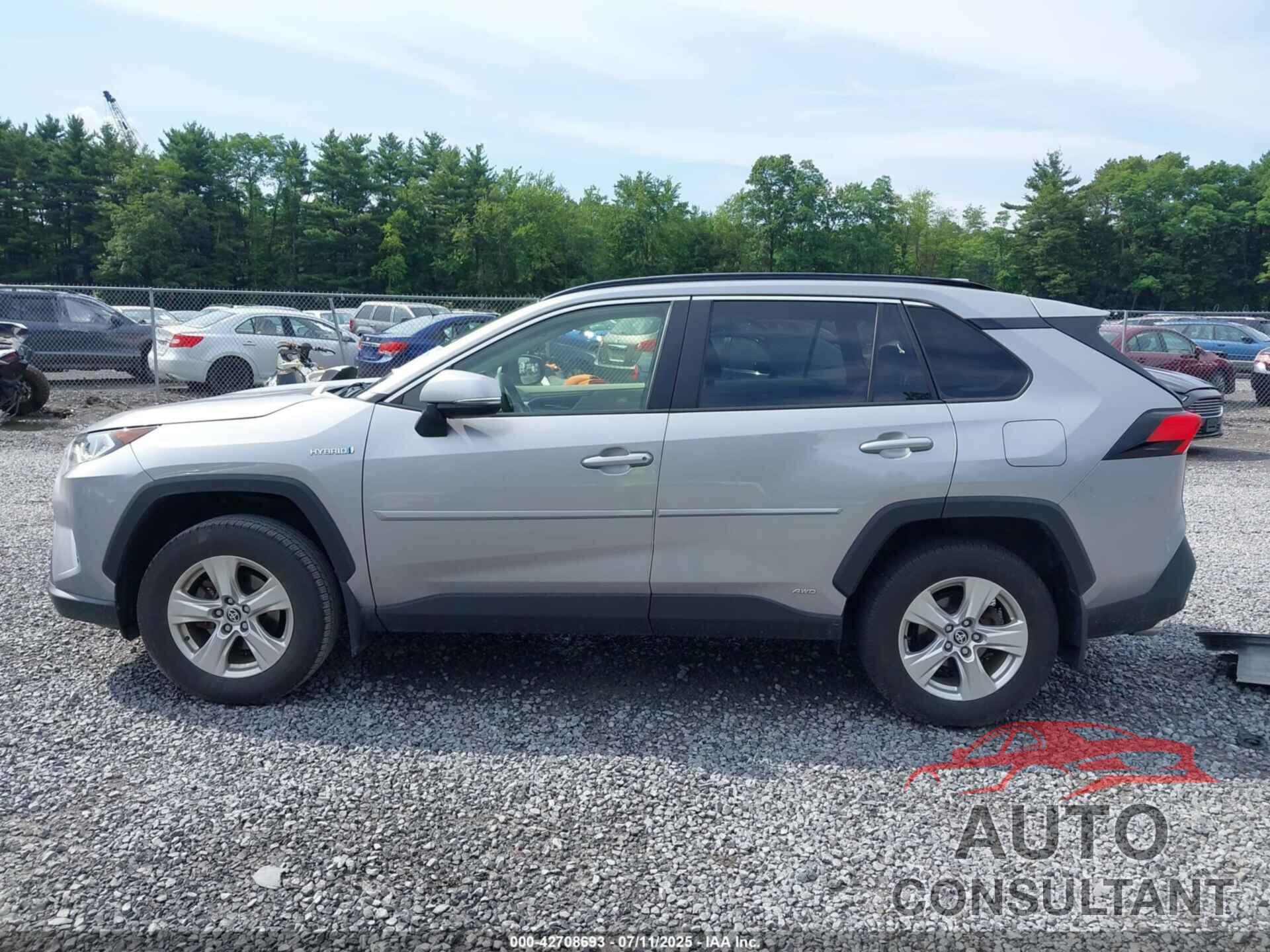TOYOTA RAV4 HYBRID 2021 - JTMRWRFV2MD125044