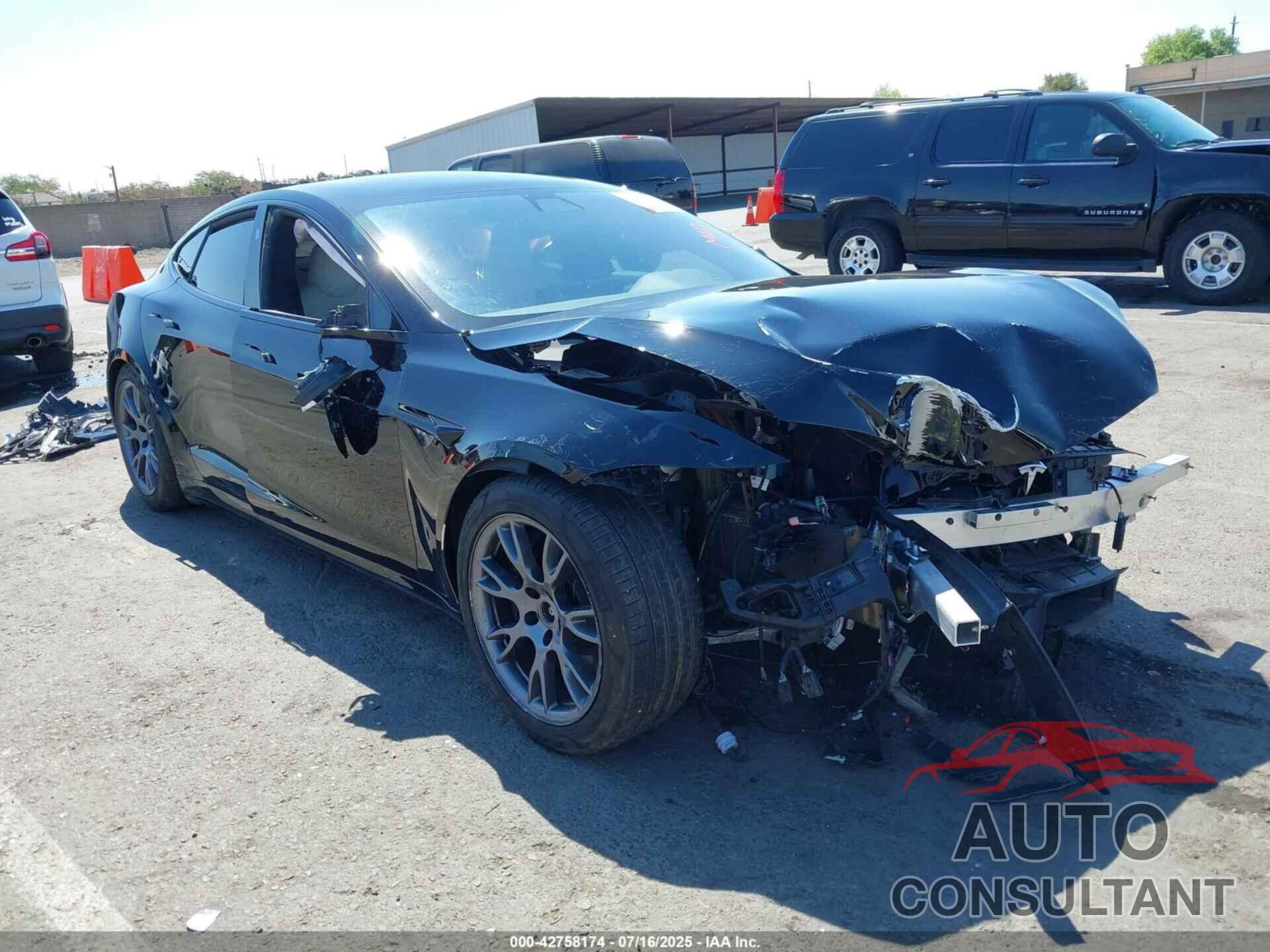 TESLA MODEL S 2022 - 5YJSA1E52NF458650
