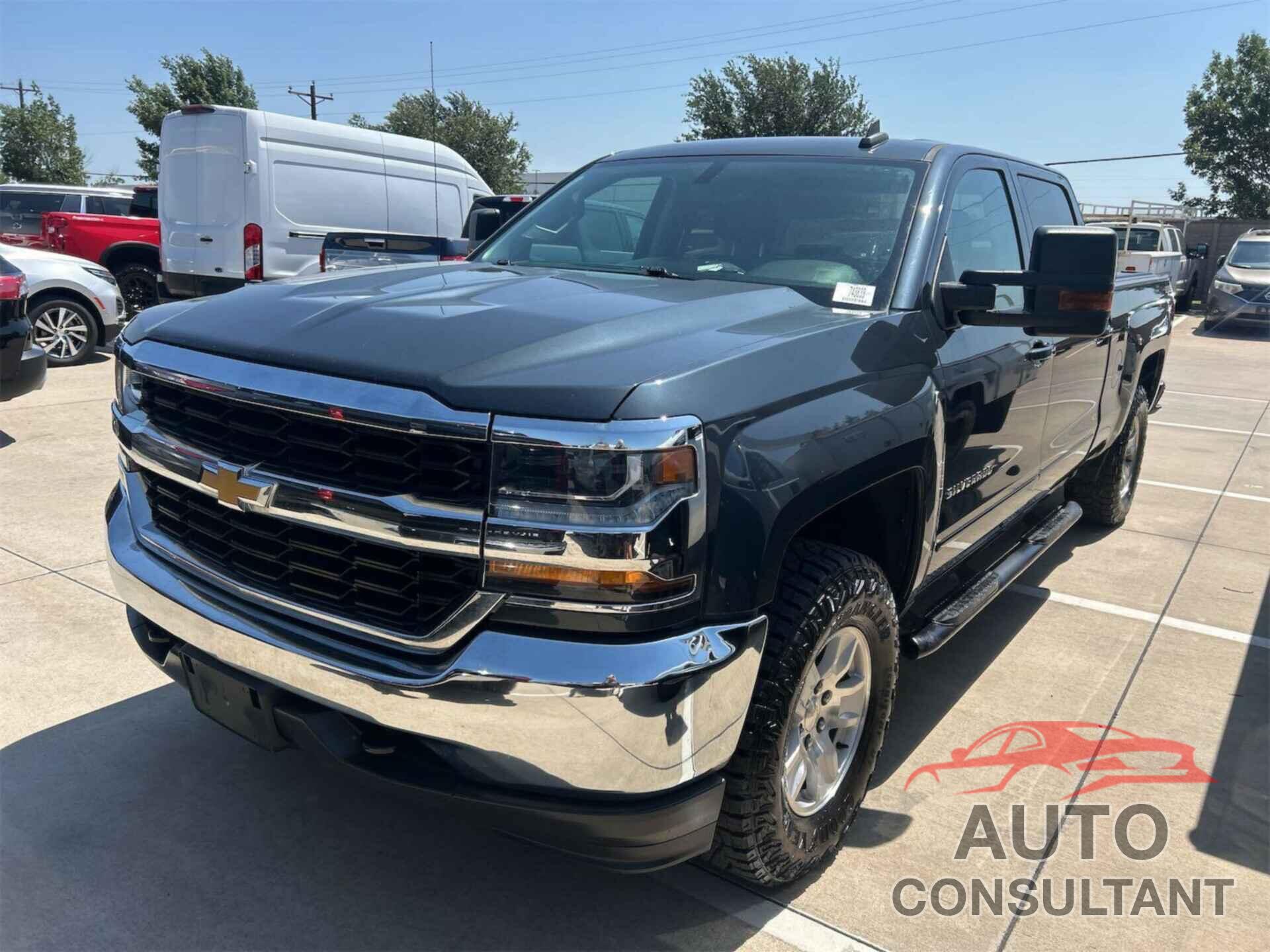 CHEVROLET SILVERADO 1500 2018 - 3GCUKREC3JG313091