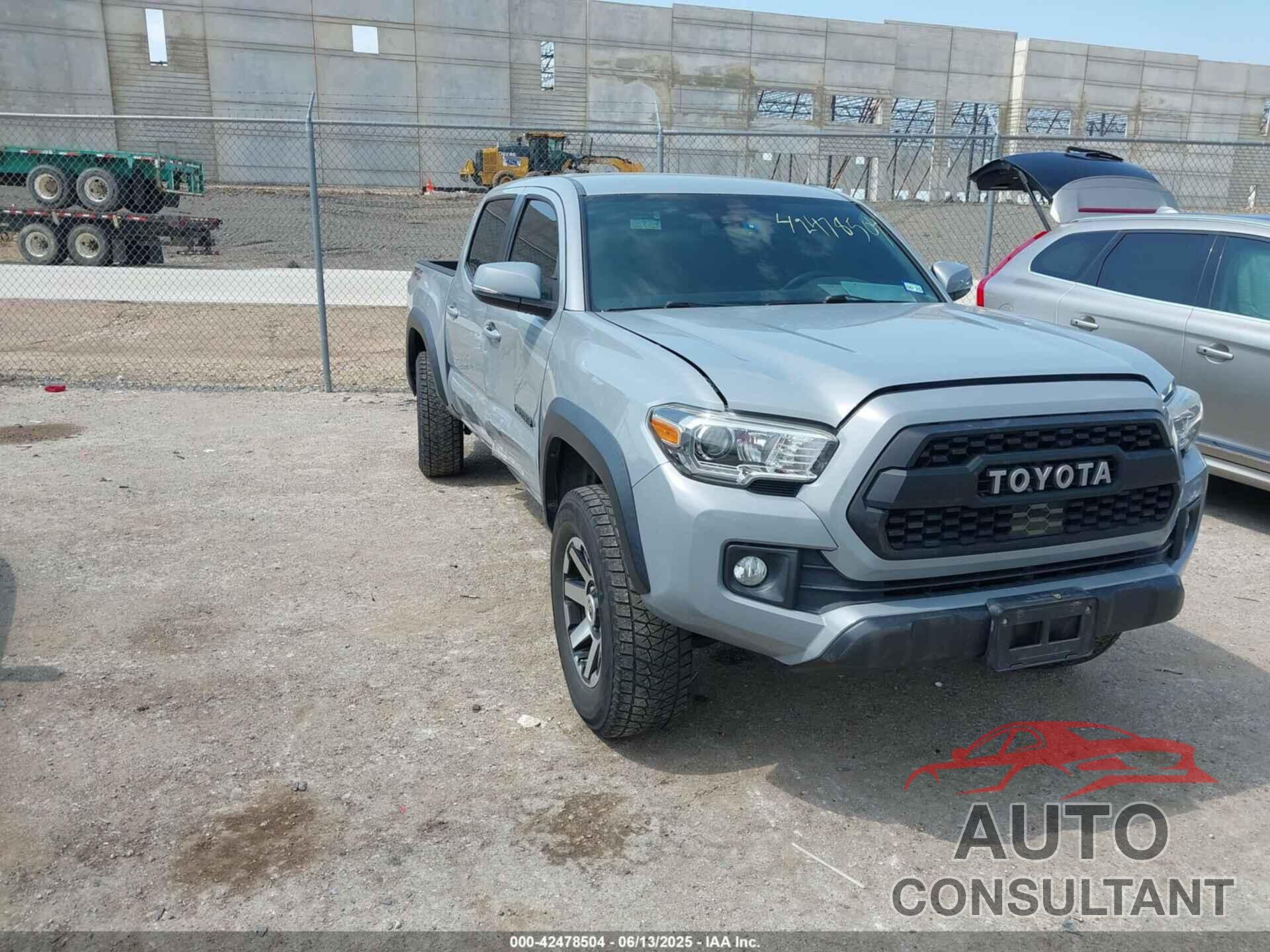 TOYOTA TACOMA 2019 - 5TFAZ5CN4KX082842
