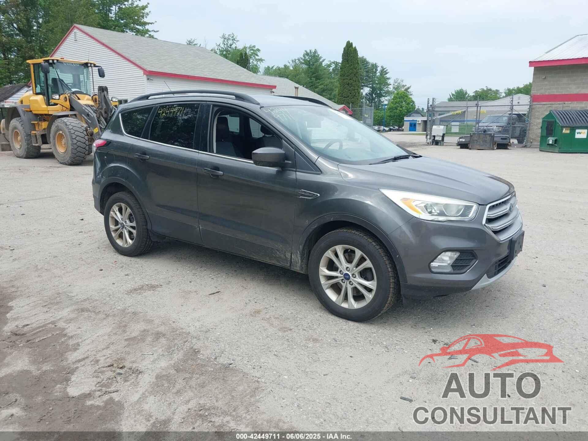 FORD ESCAPE 2017 - 1FMCU9GD3HUD71233