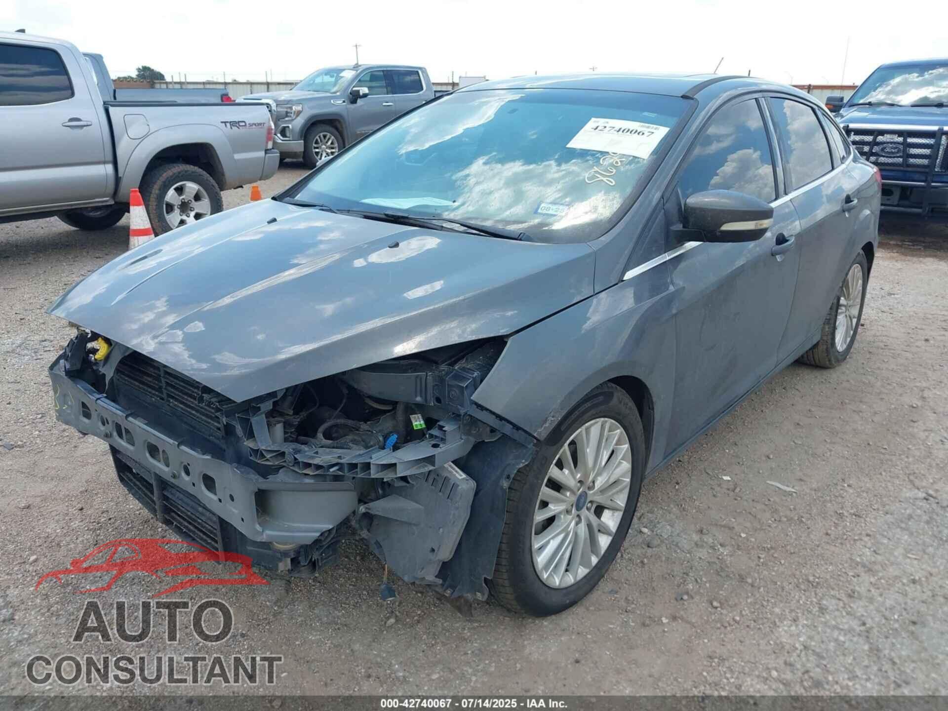 FORD FOCUS 2017 - 1FADP3J2XHL238629