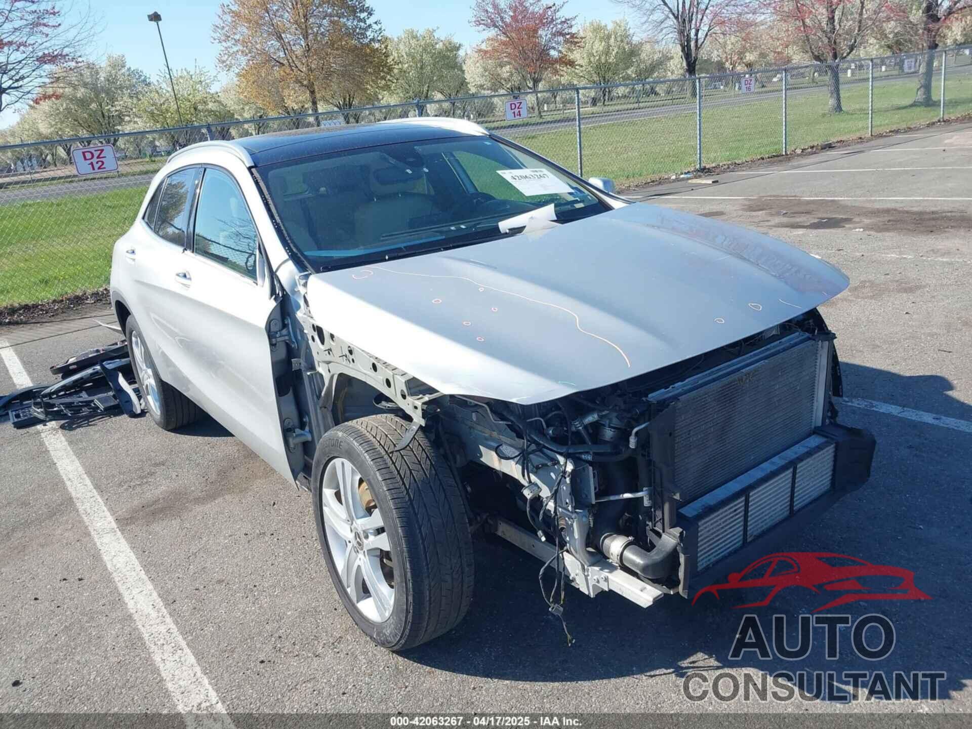MERCEDES-BENZ GLA 250 2018 - WDCTG4GB4JJ479228