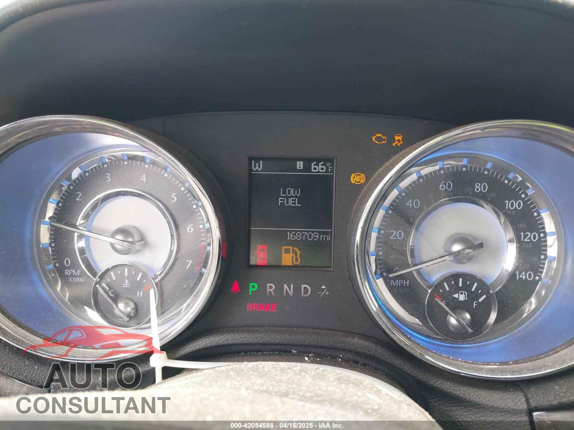 CHRYSLER 300 2011 - 2C3CA5CG6BH580860