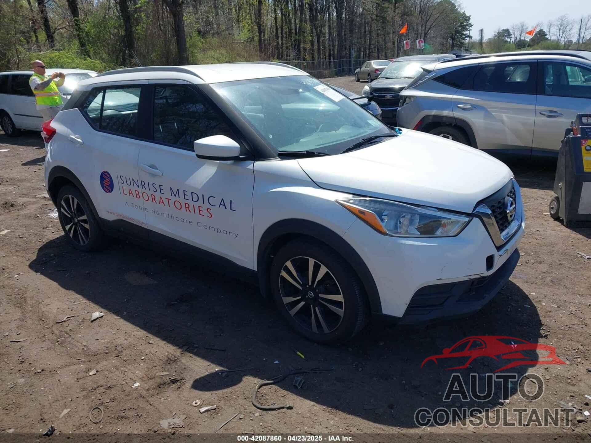 NISSAN KICKS 2019 - 3N1CP5CU3KL484582