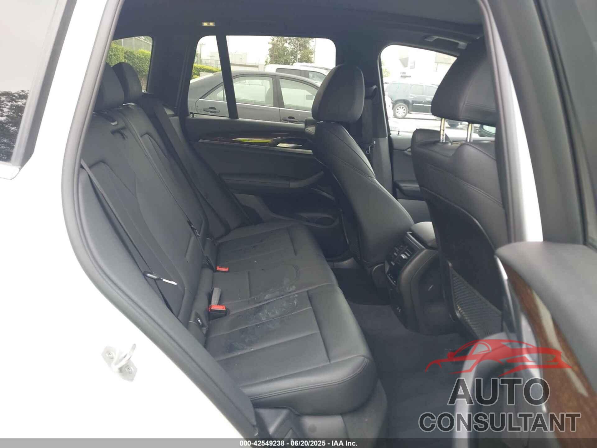 BMW X3 2021 - 5UXTY3C07M9H75465