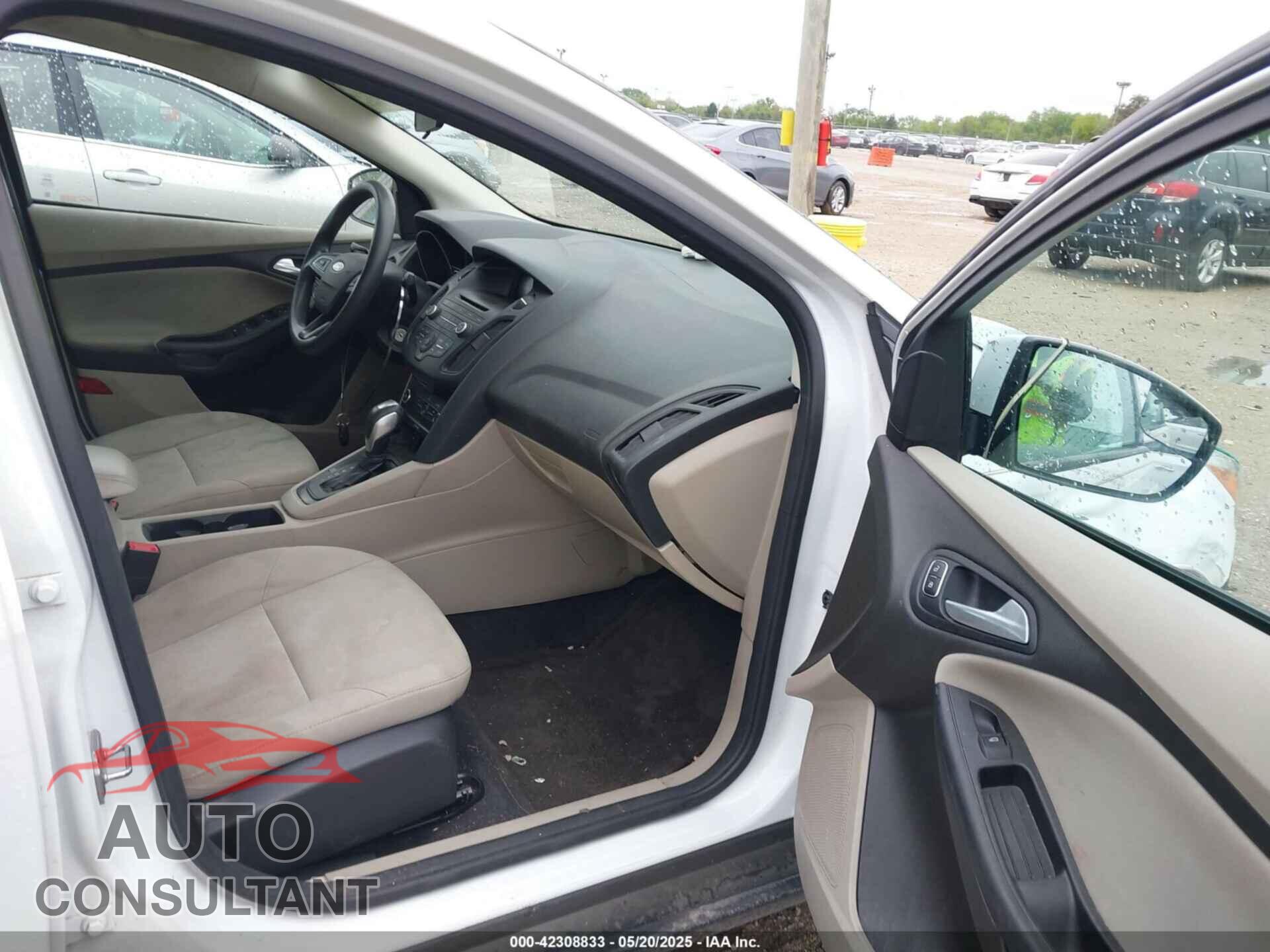 FORD FOCUS 2016 - 1FADP3F27GL343247