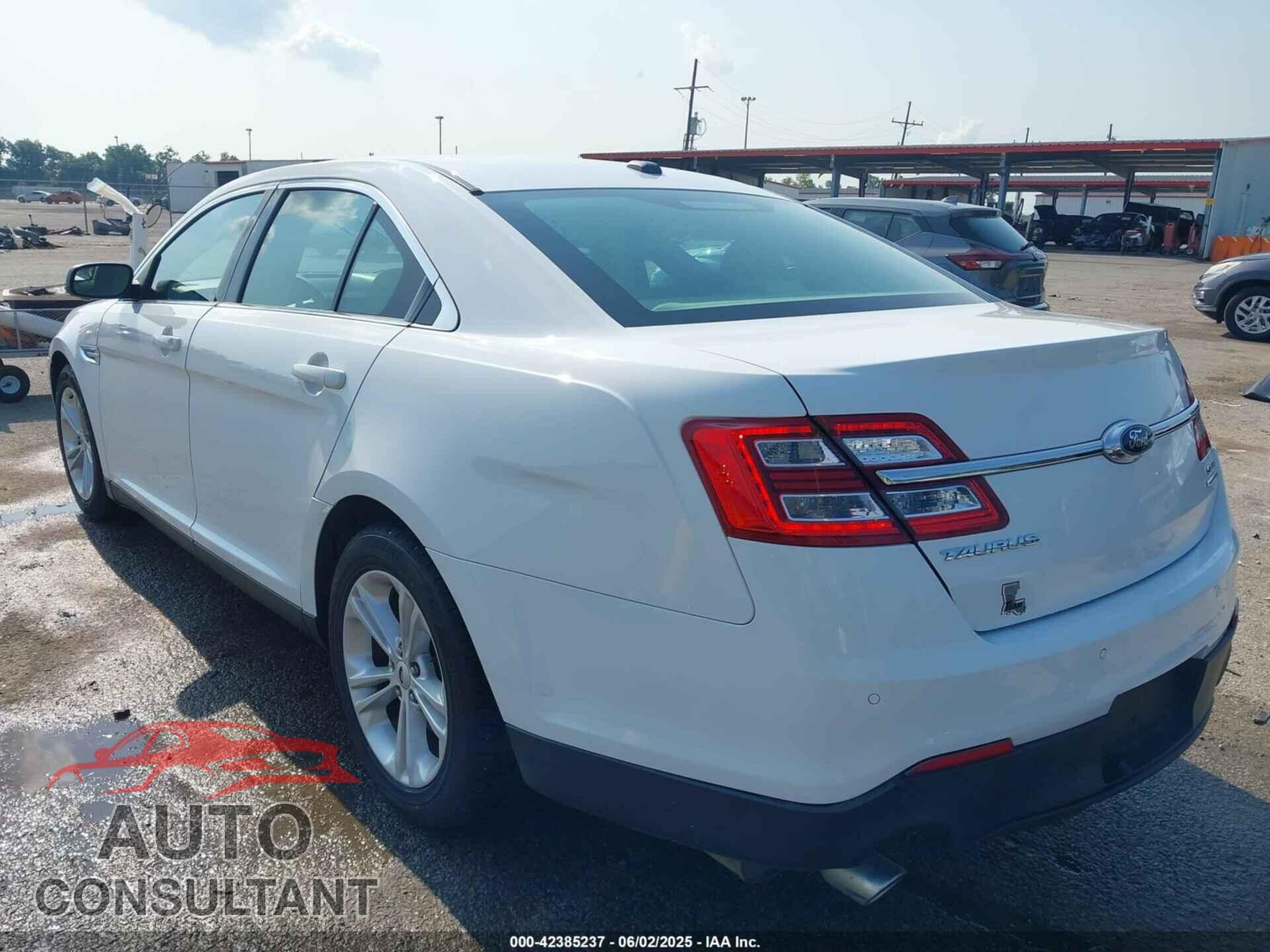 FORD TAURUS 2014 - 1FAHP2E84EG138444