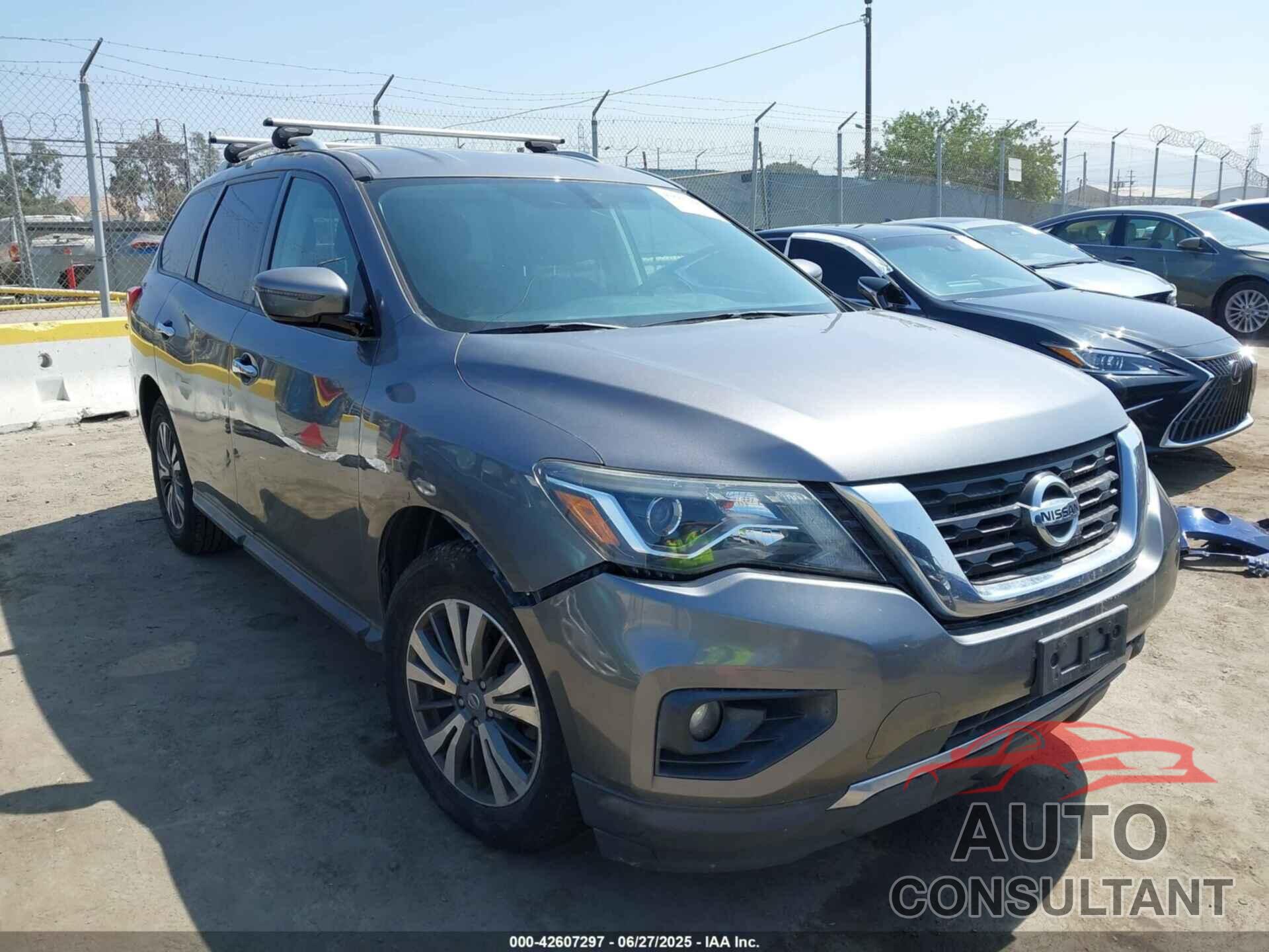 NISSAN PATHFINDER 2017 - 5N1DR2MN2HC697508