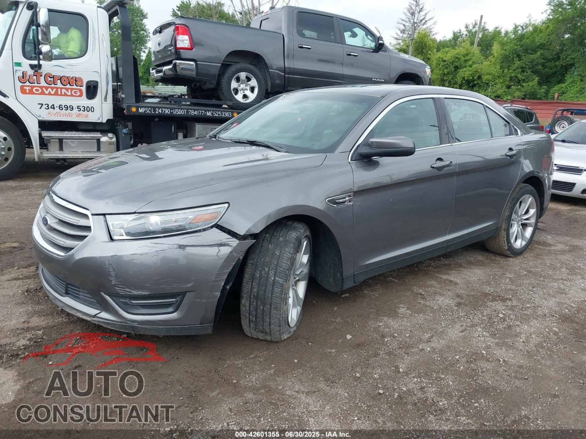 FORD TAURUS 2013 - 1FAHP2E89DG120584