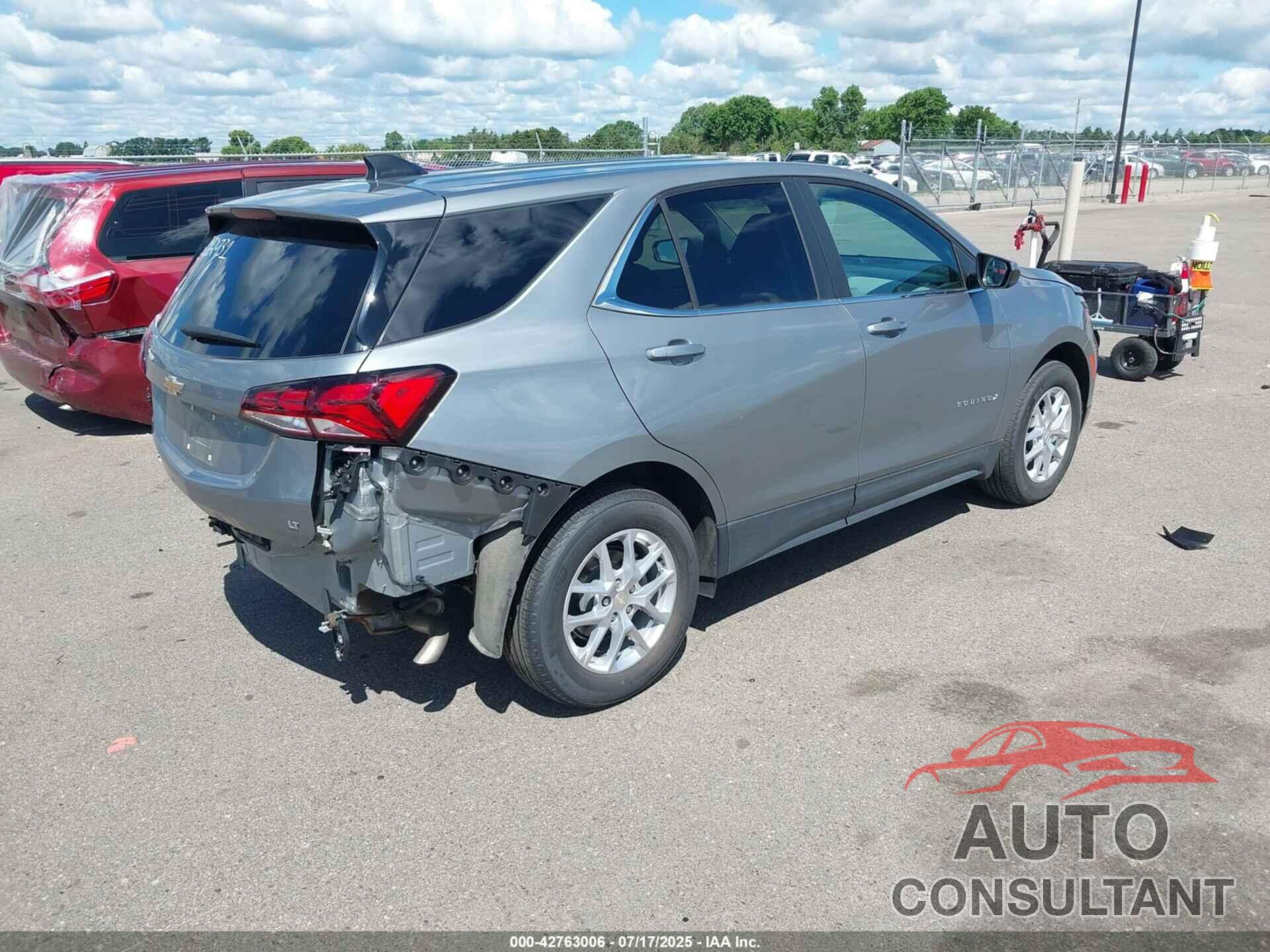 CHEVROLET EQUINOX 2023 - 3GNAXKEG0PS200467
