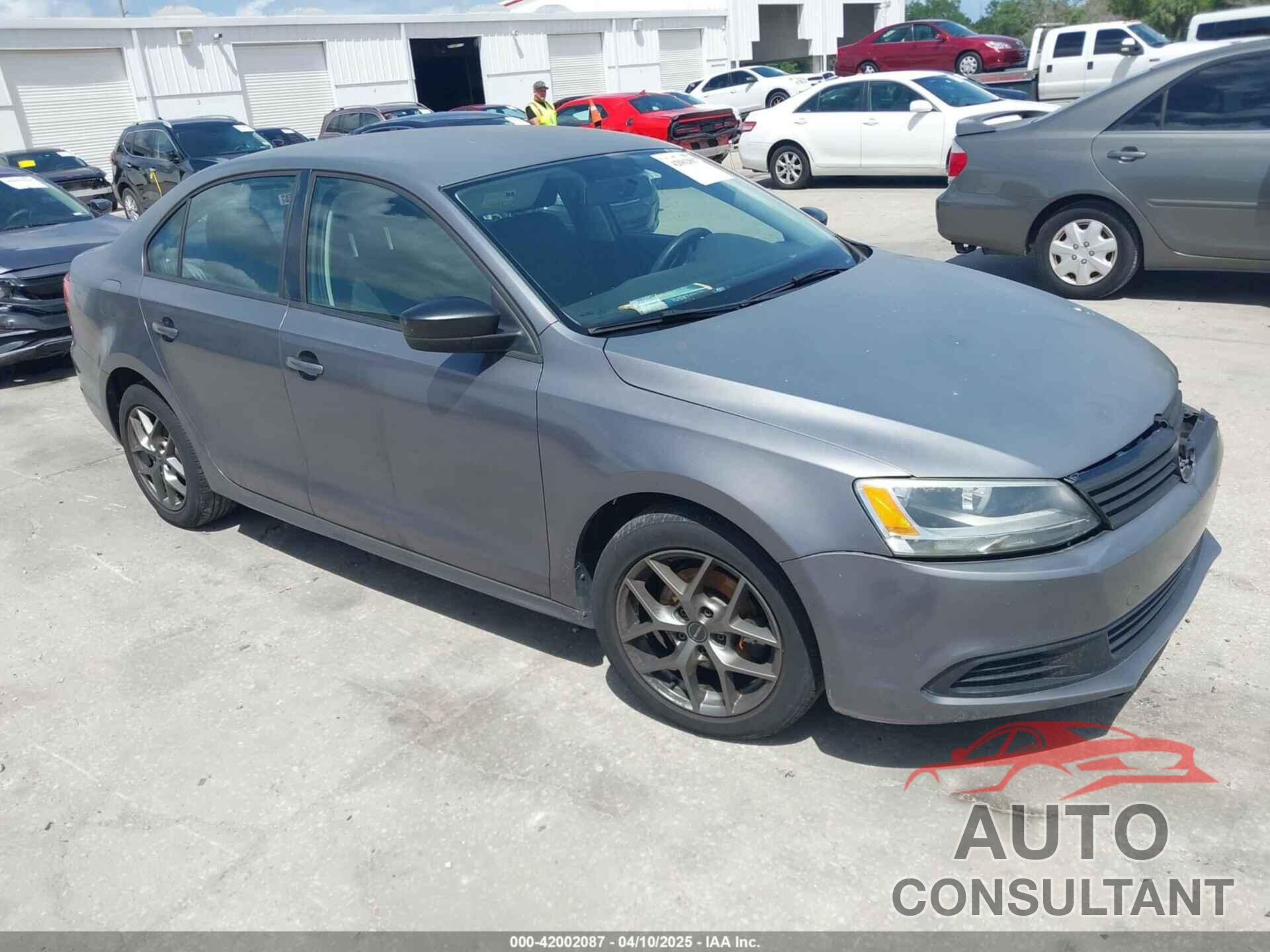 VOLKSWAGEN JETTA 2012 - 3VW2K7AJ4CM402220