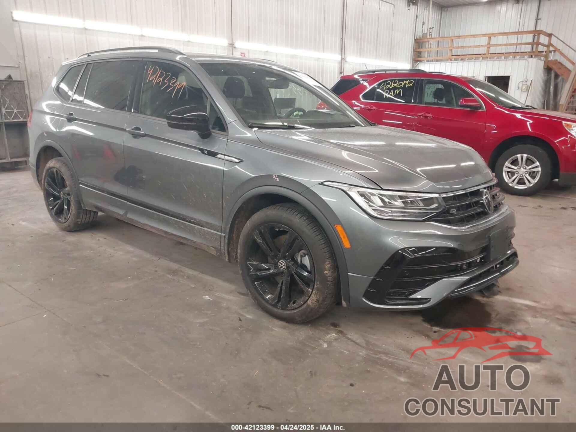VOLKSWAGEN TIGUAN 2024 - 3VV8B7AX8RM090818