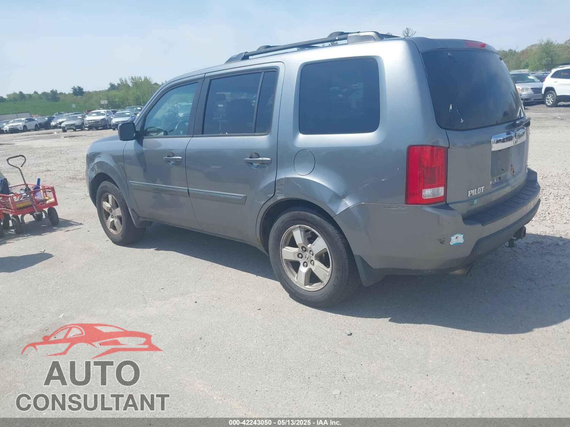 HONDA PILOT 2009 - 5FNYF48599B033490