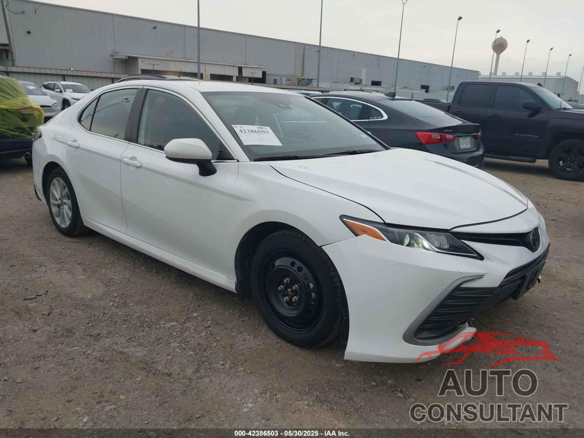 TOYOTA CAMRY 2024 - 4T1C11AK6RU884401