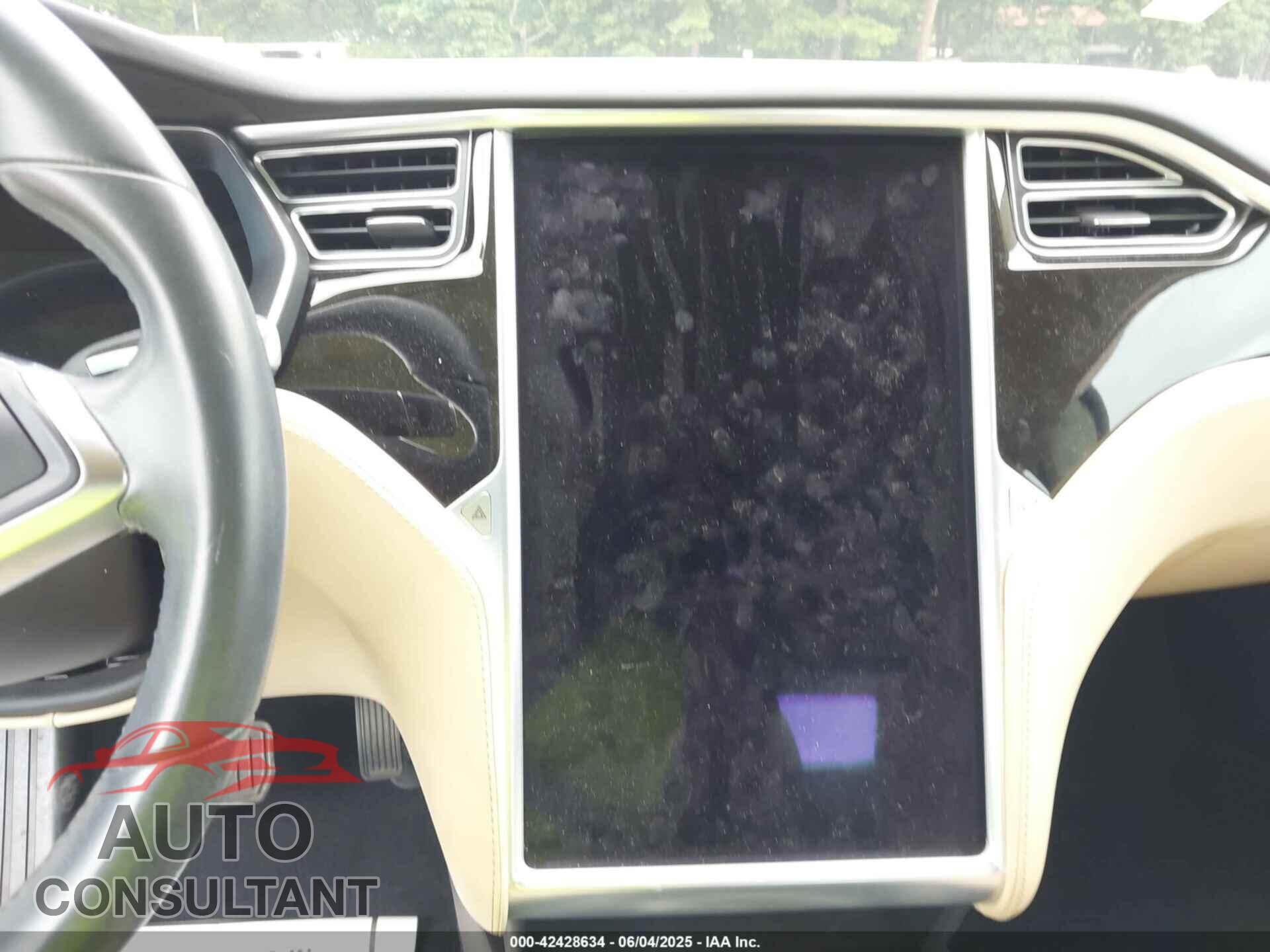 TESLA MODEL S 2016 - 5YJSA1E11GF132984