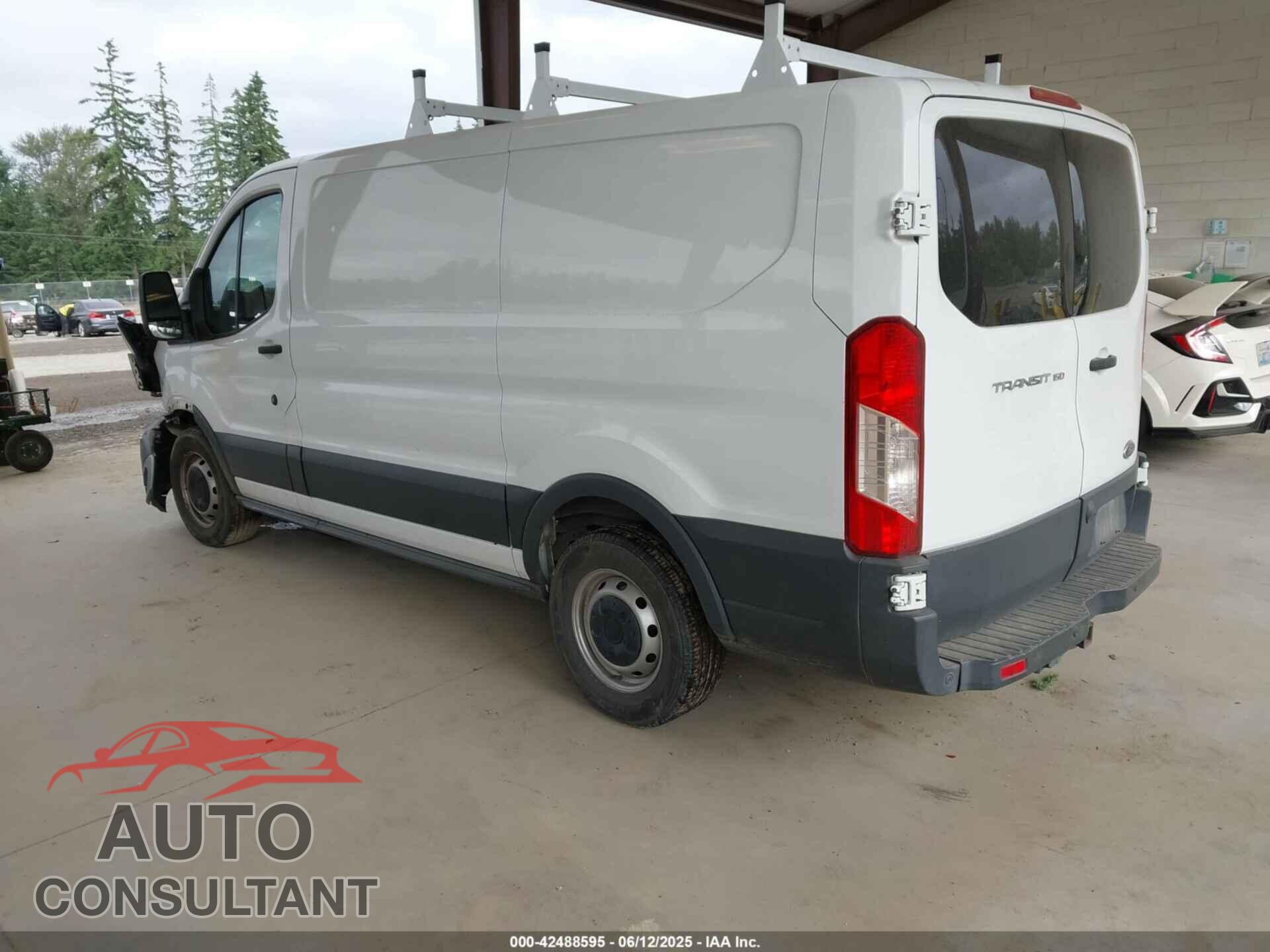FORD TRANSIT-150 2015 - 1FTNE1YM3FKB29769