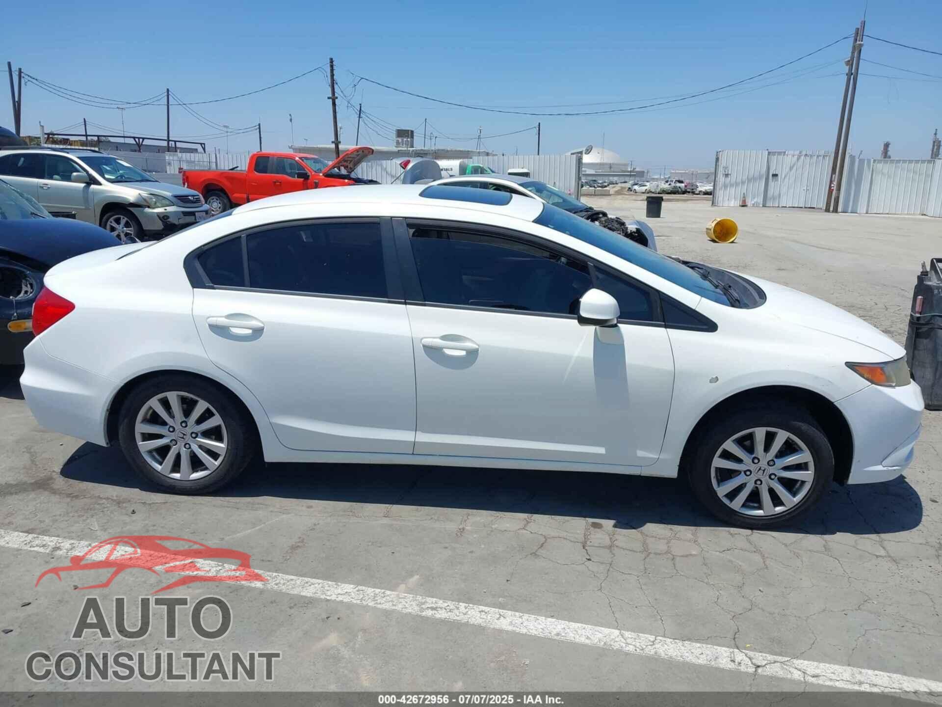 HONDA CIVIC 2012 - 2HGFB2F86CH310927