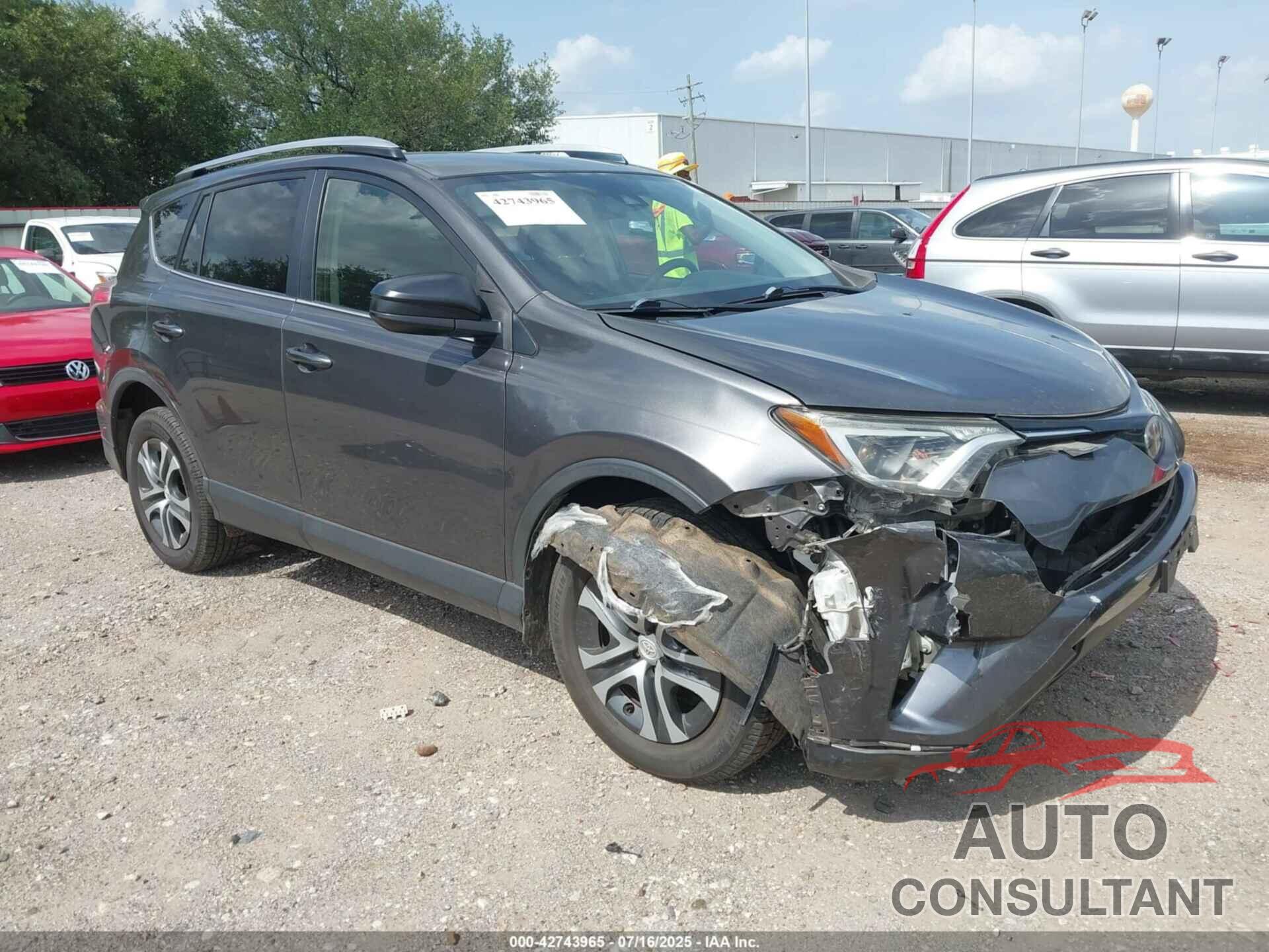 TOYOTA RAV4 2017 - JTMZFREV0HJ702209