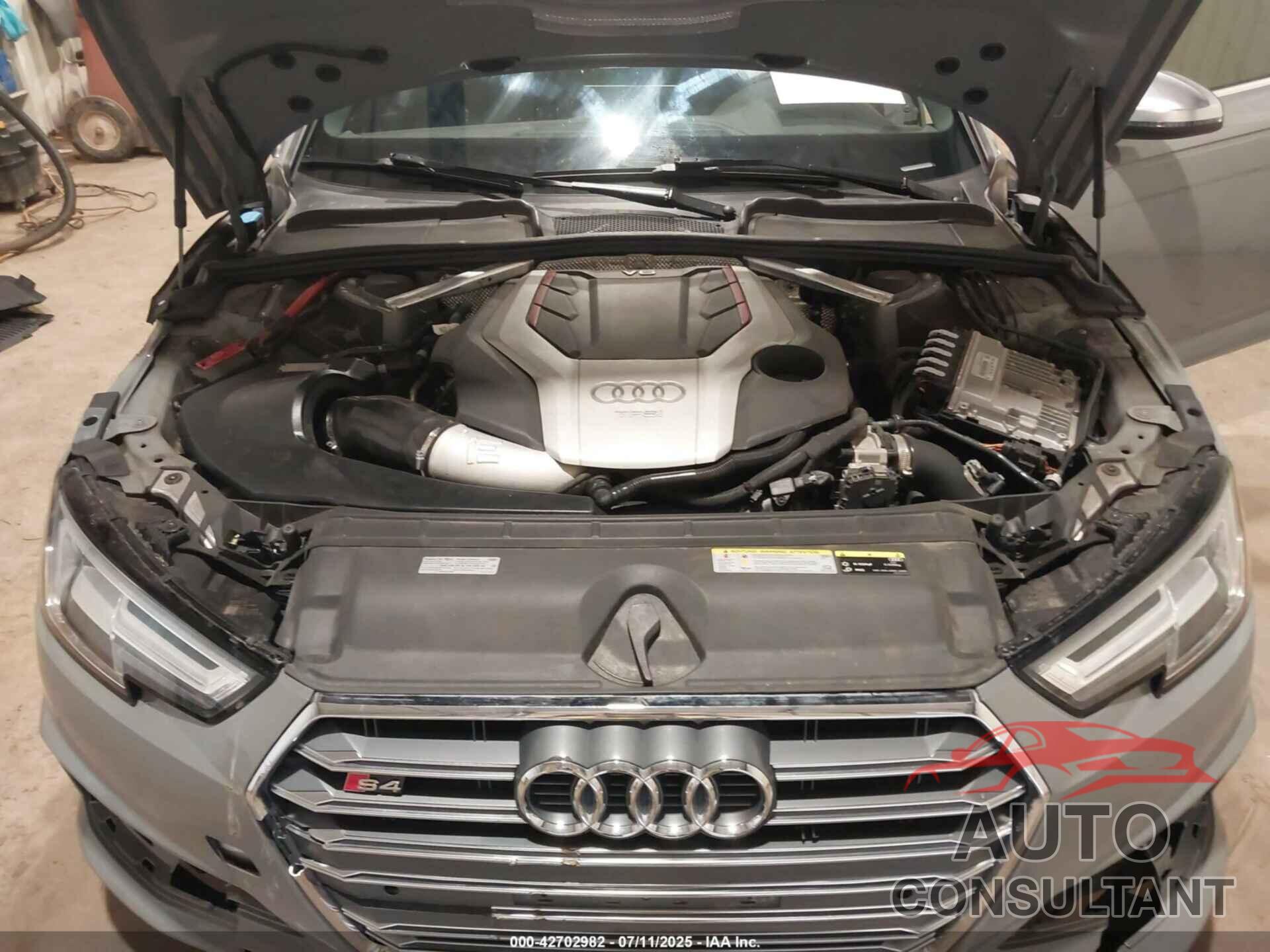 AUDI S4 2019 - WAUB4AF43KA005782