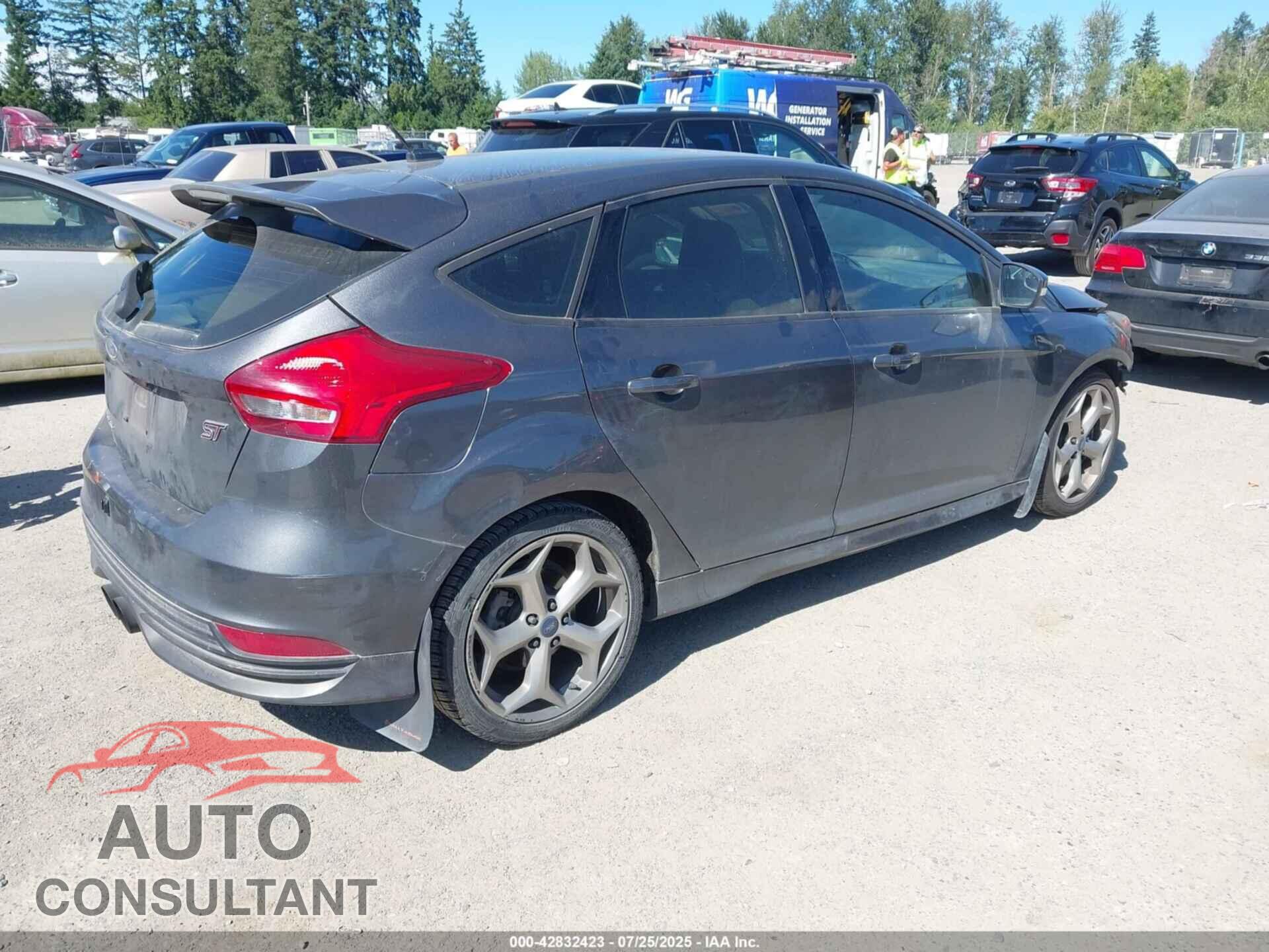 FORD FOCUS ST 2016 - 1FADP3L93GL351573