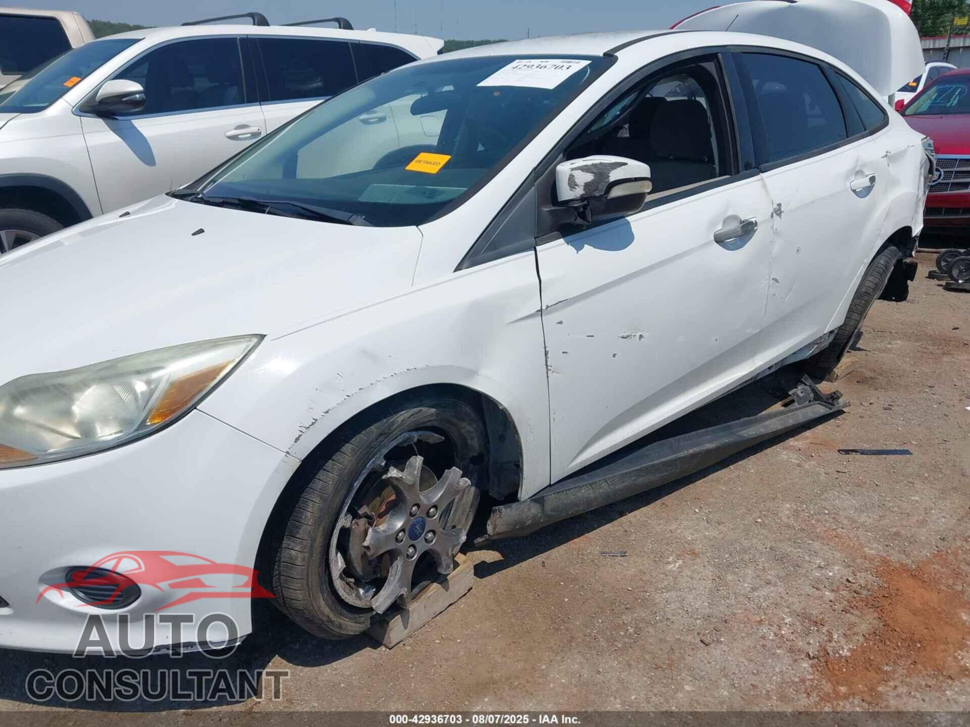 FORD FOCUS 2014 - 1FADP3F22EL163834