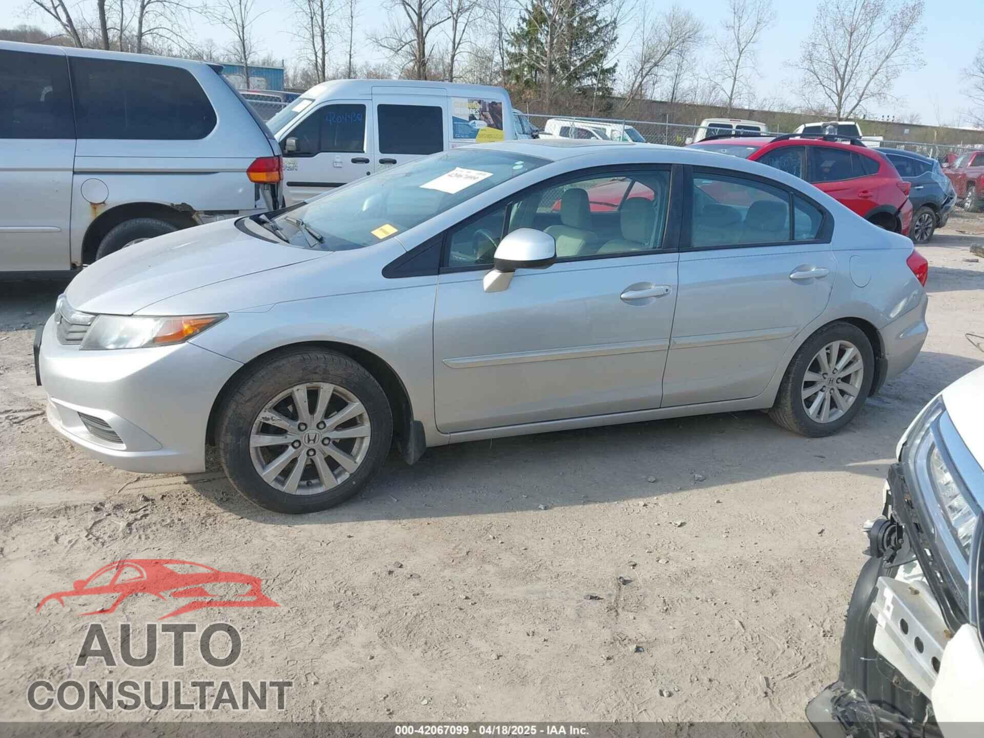HONDA CIVIC 2012 - 2HGFB2F92CH557757