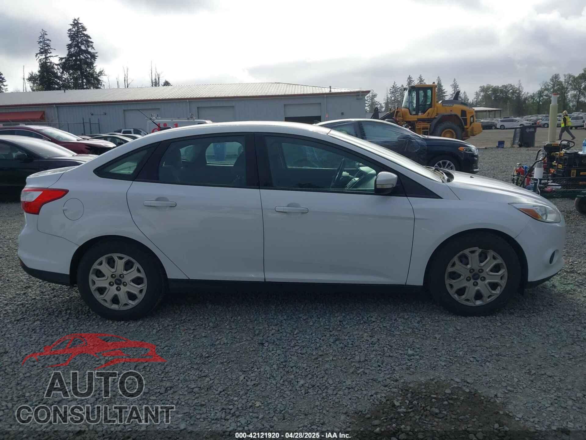 FORD FOCUS 2013 - 1FADP3F28DL255948