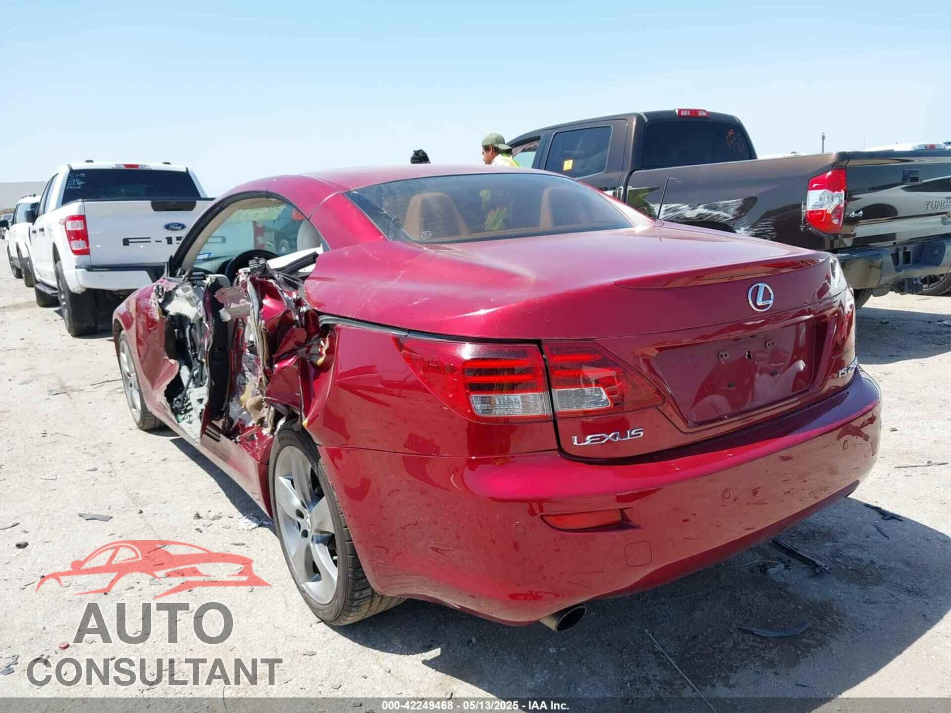 LEXUS IS 250C 2010 - JTHFF2C26A2511427