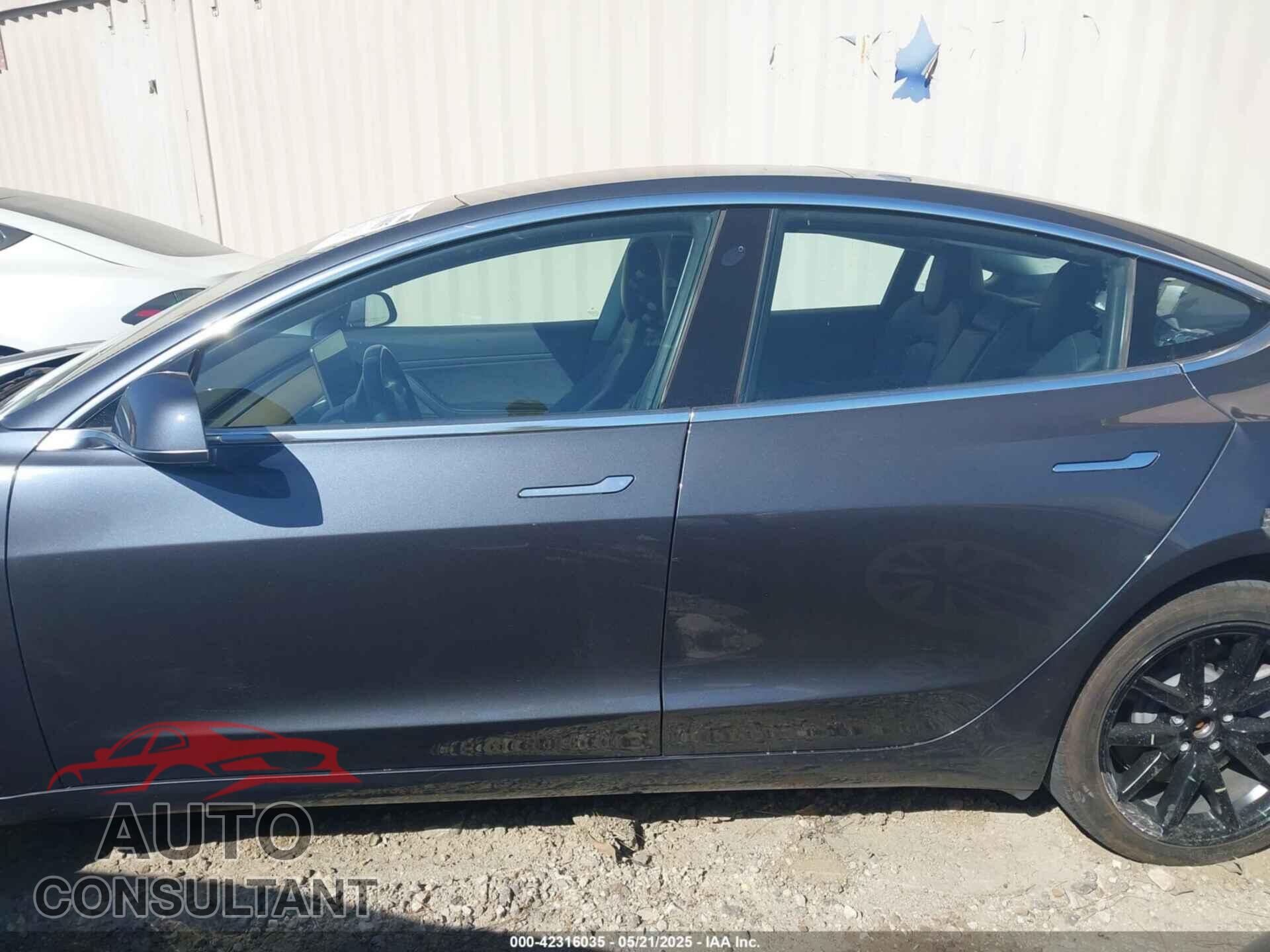 TESLA MODEL 3 2018 - 5YJ3E1EA6JF045999