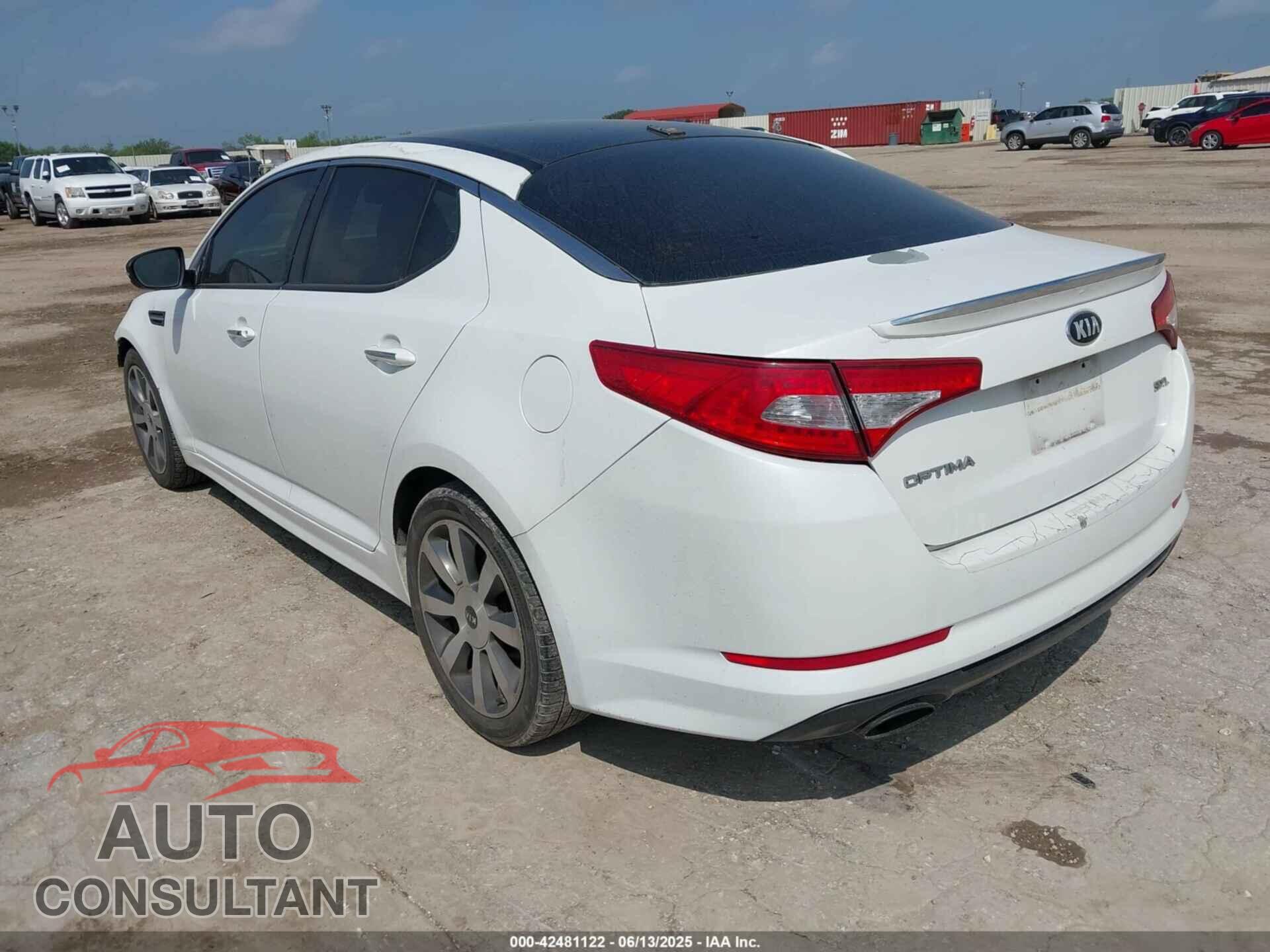 KIA OPTIMA 2012 - 5XXGR4A65CG032606