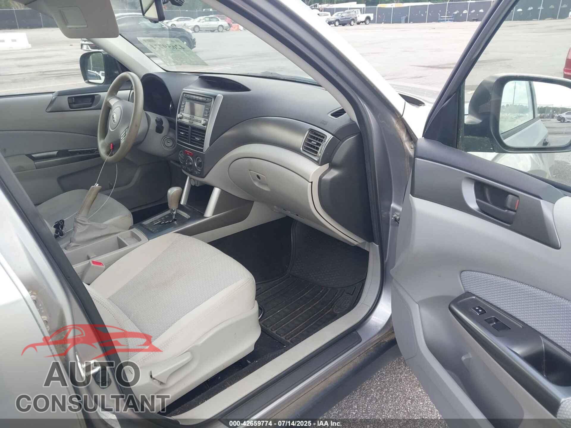 SUBARU FORESTER 2011 - JF2SHBBC7BH717182